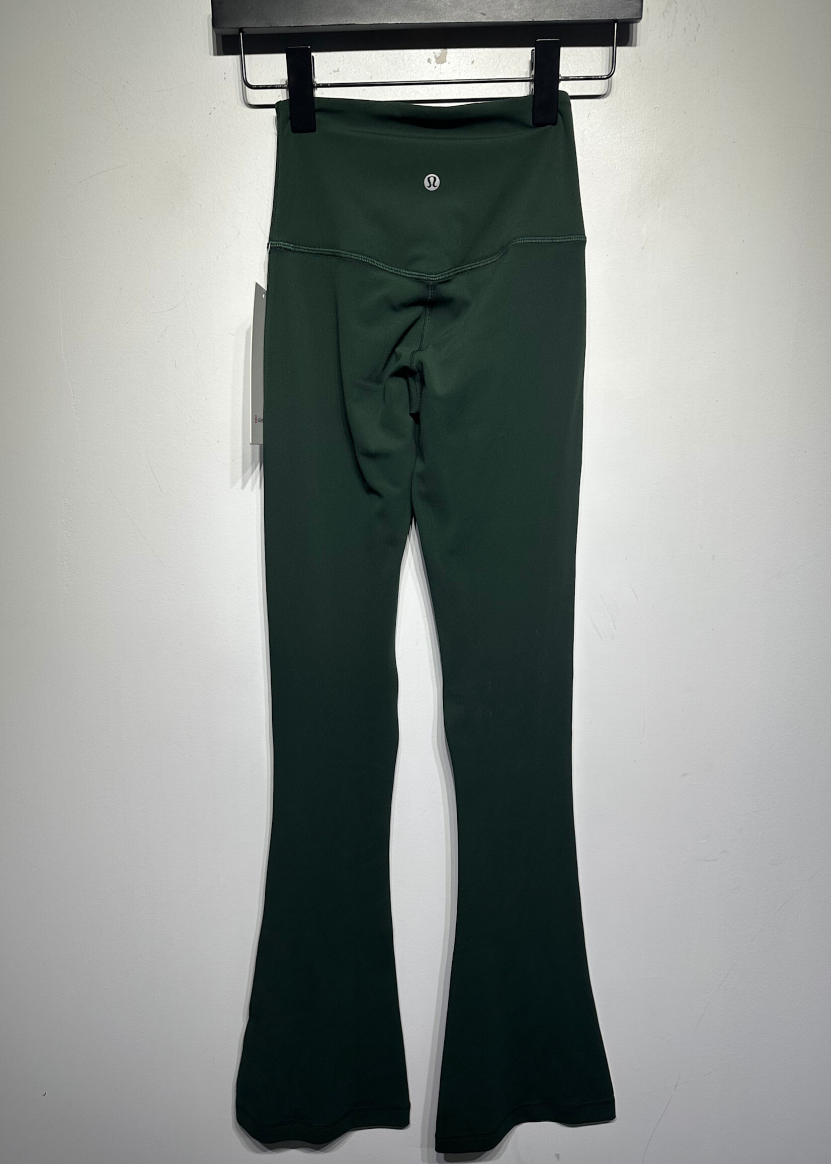 NWT Lululemon Green Mini Flare Leggings Fem 2/XS