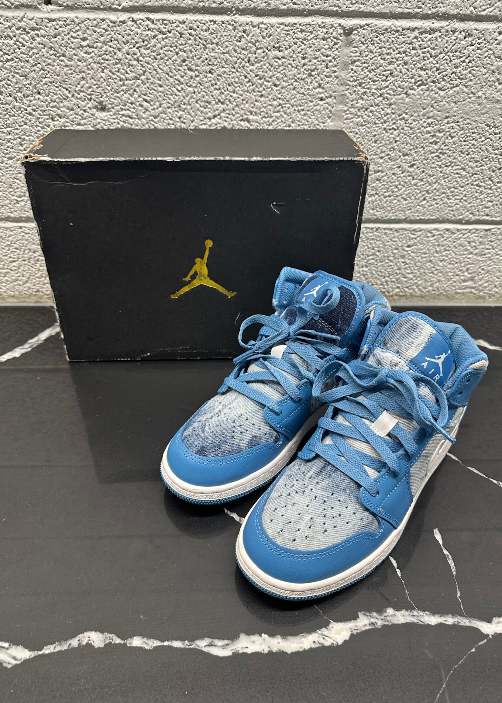 Jordan 1 Mid Blue White Fem 7.5