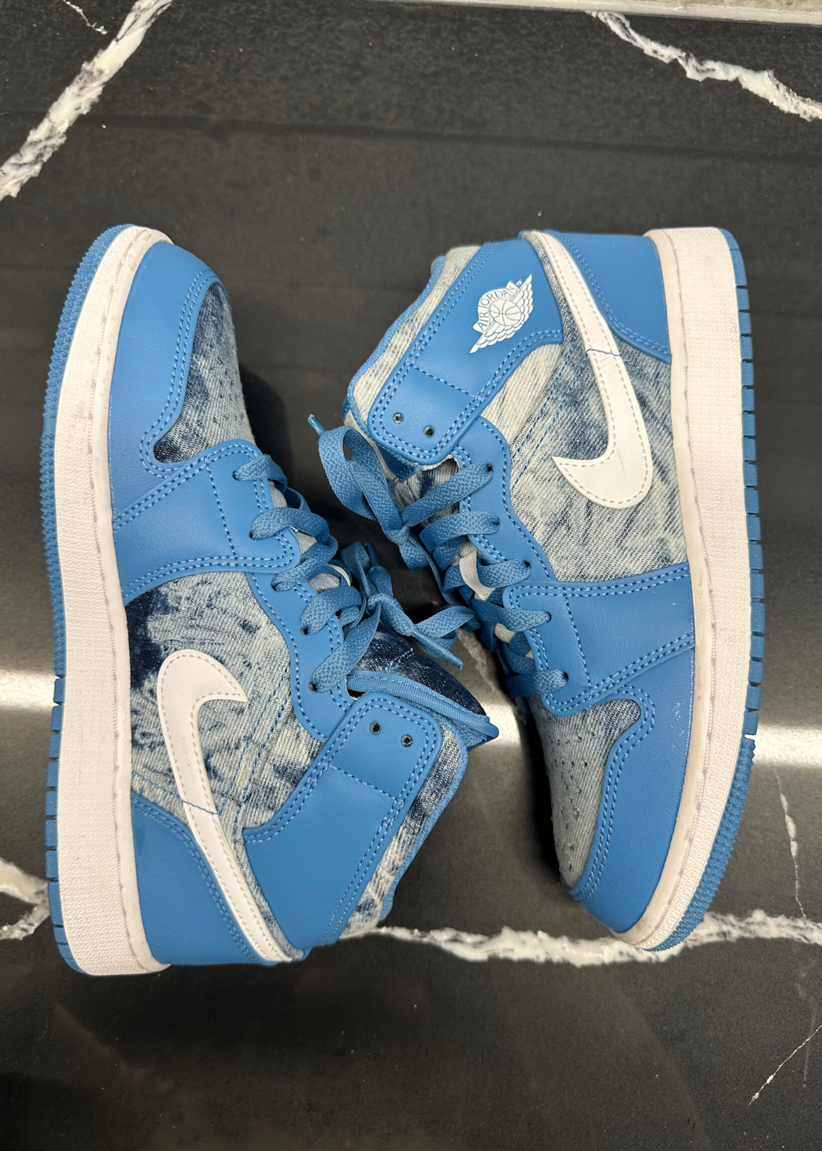 Jordan 1 Mid Blue White Fem 7.5