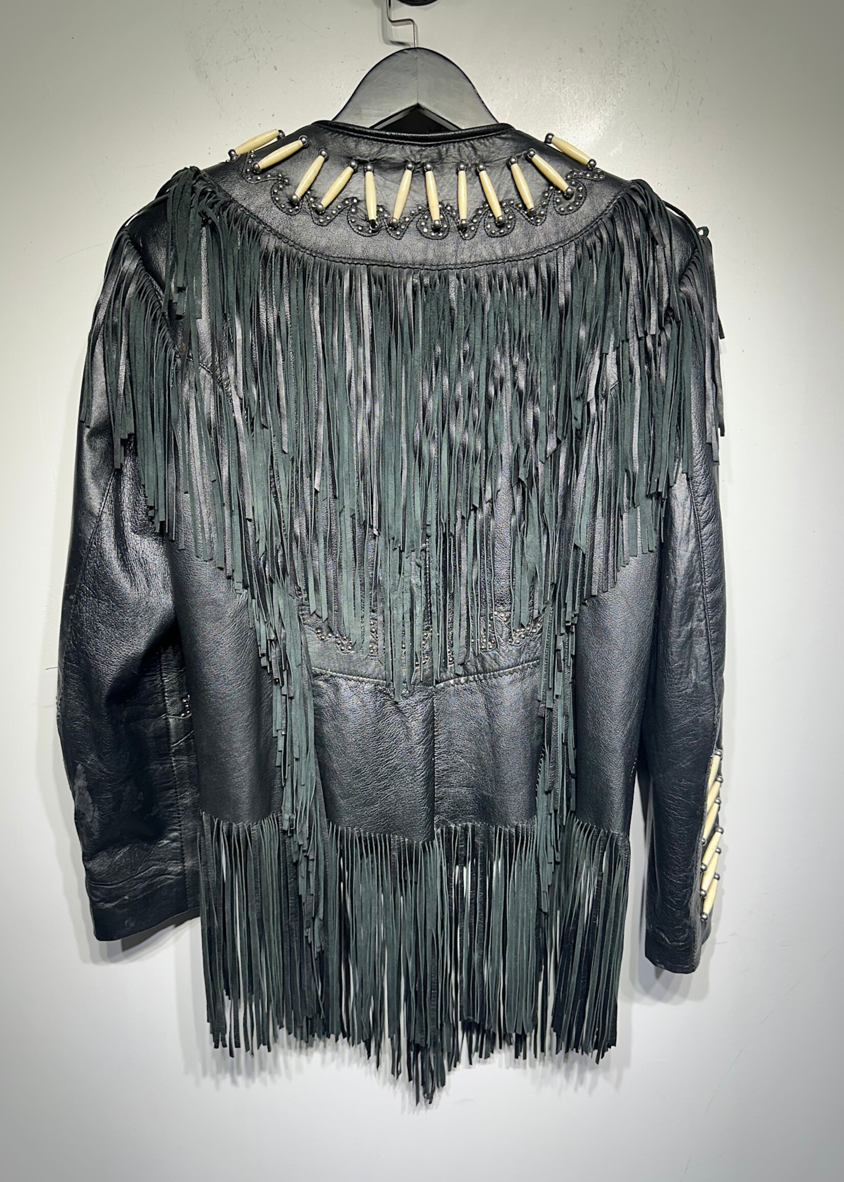 LEATHER GALLERY BLACK FRINGE JACKET L