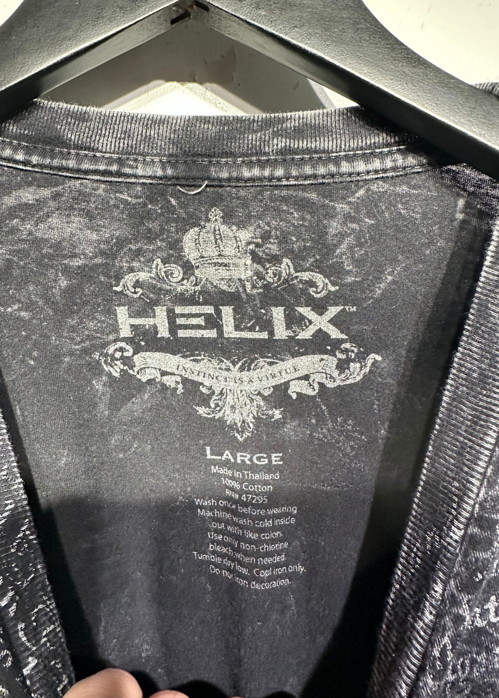Helix Y2K Skull Wings Tee L