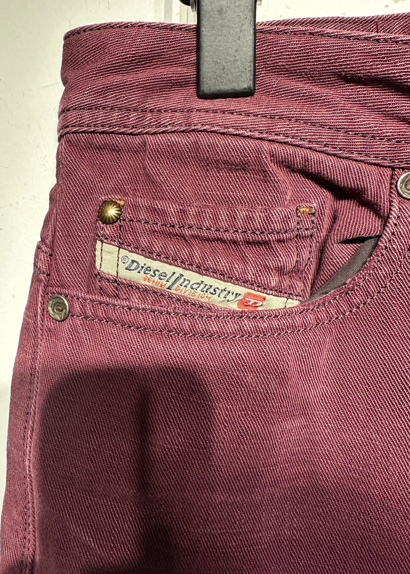 Diesel Safado Slim Straight Red Jeans Masc 31