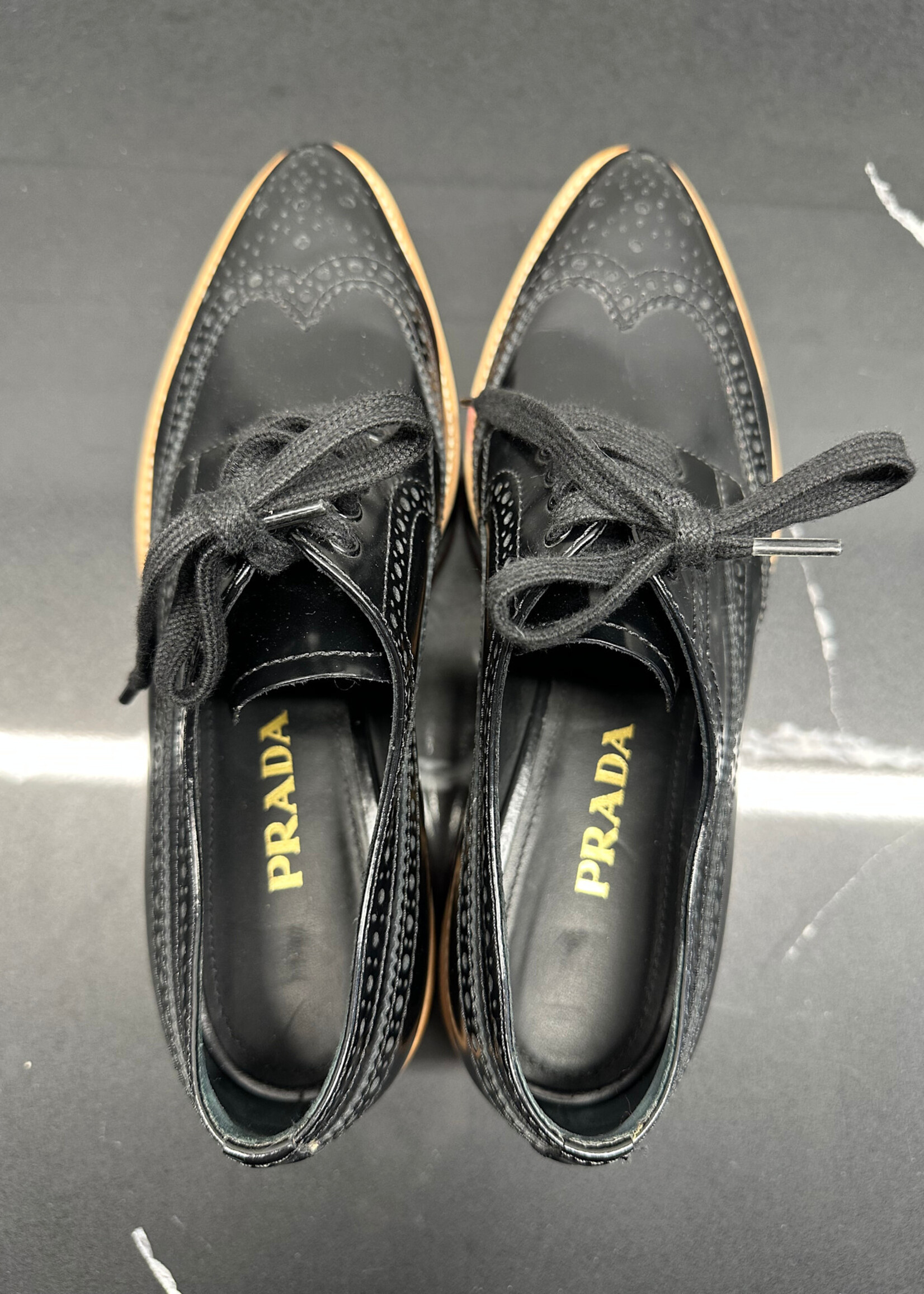 Prada Black Leather Platform Loafers Fem 6.5