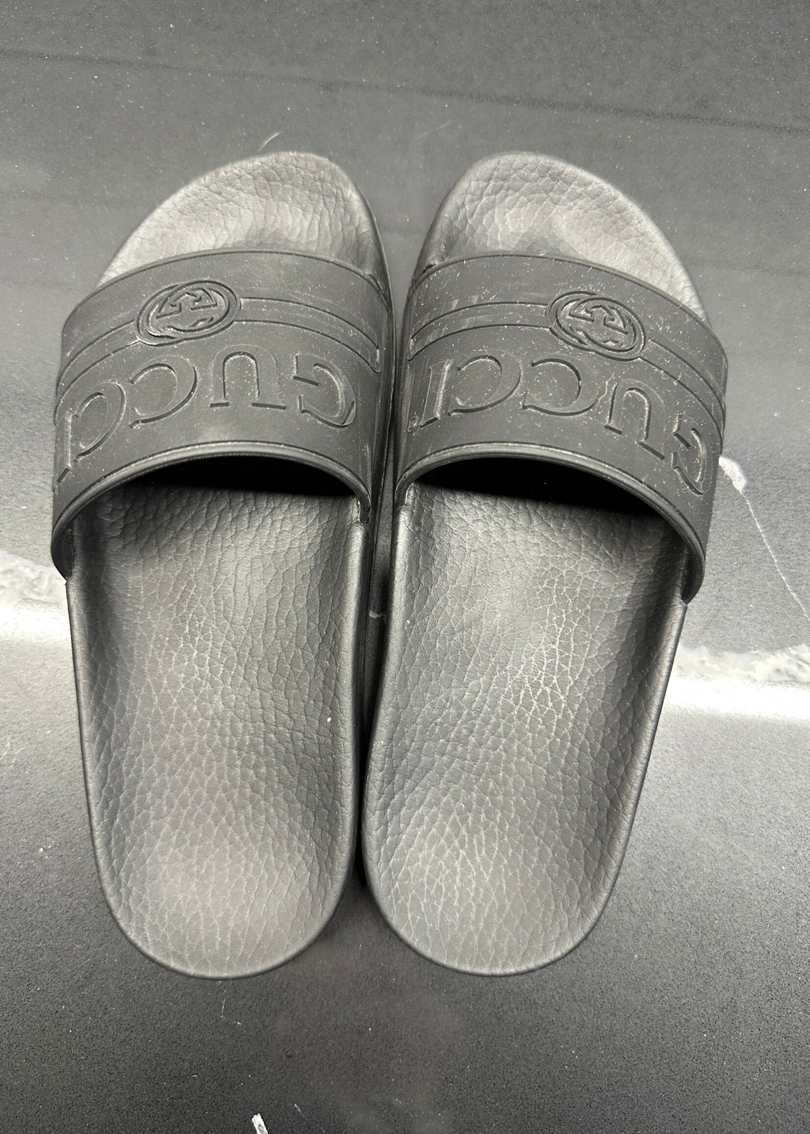 Gucci Black on Black Rubber Slides 35/5