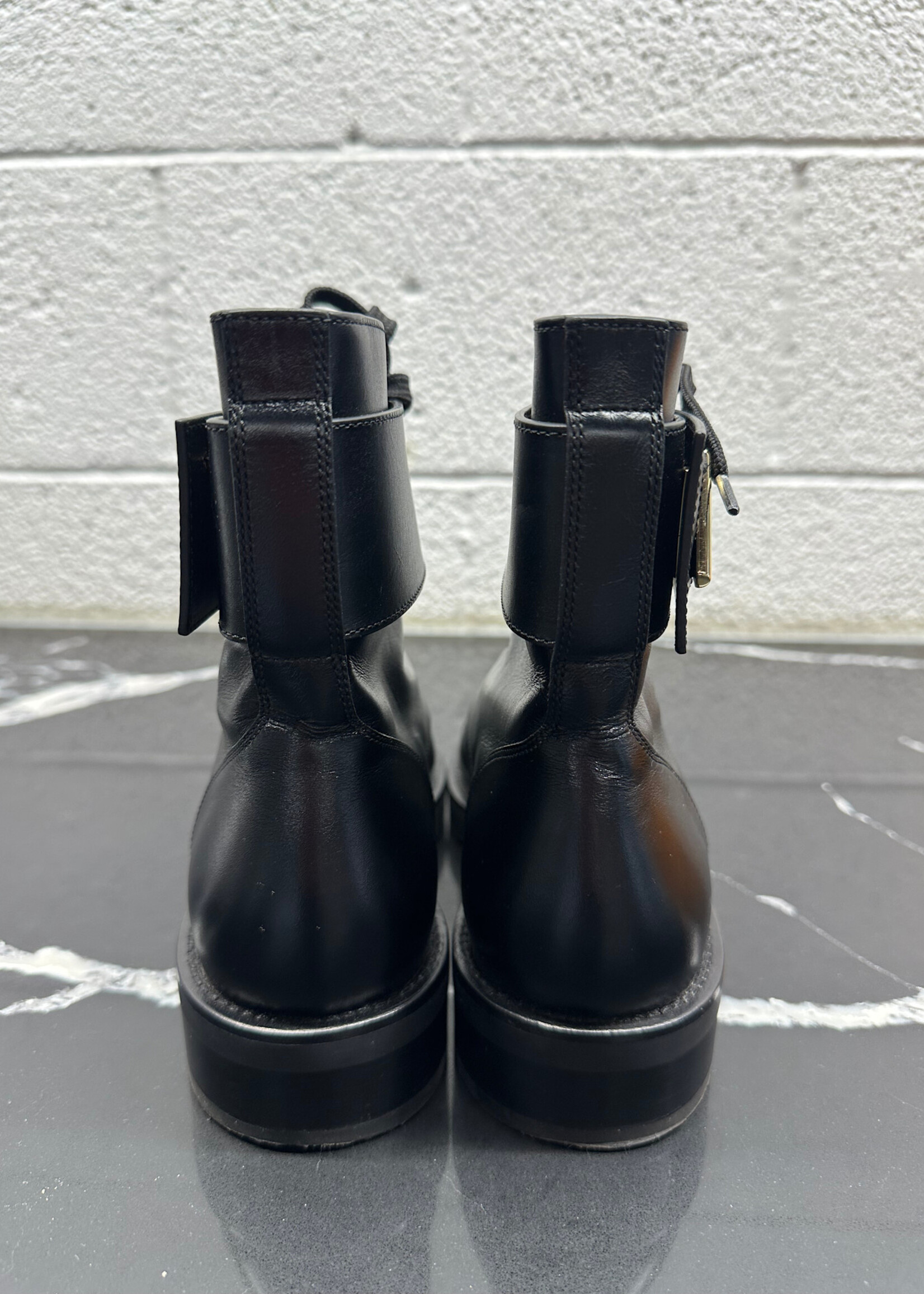 Louis Vuitton Wonderland Combat Boots 35/5