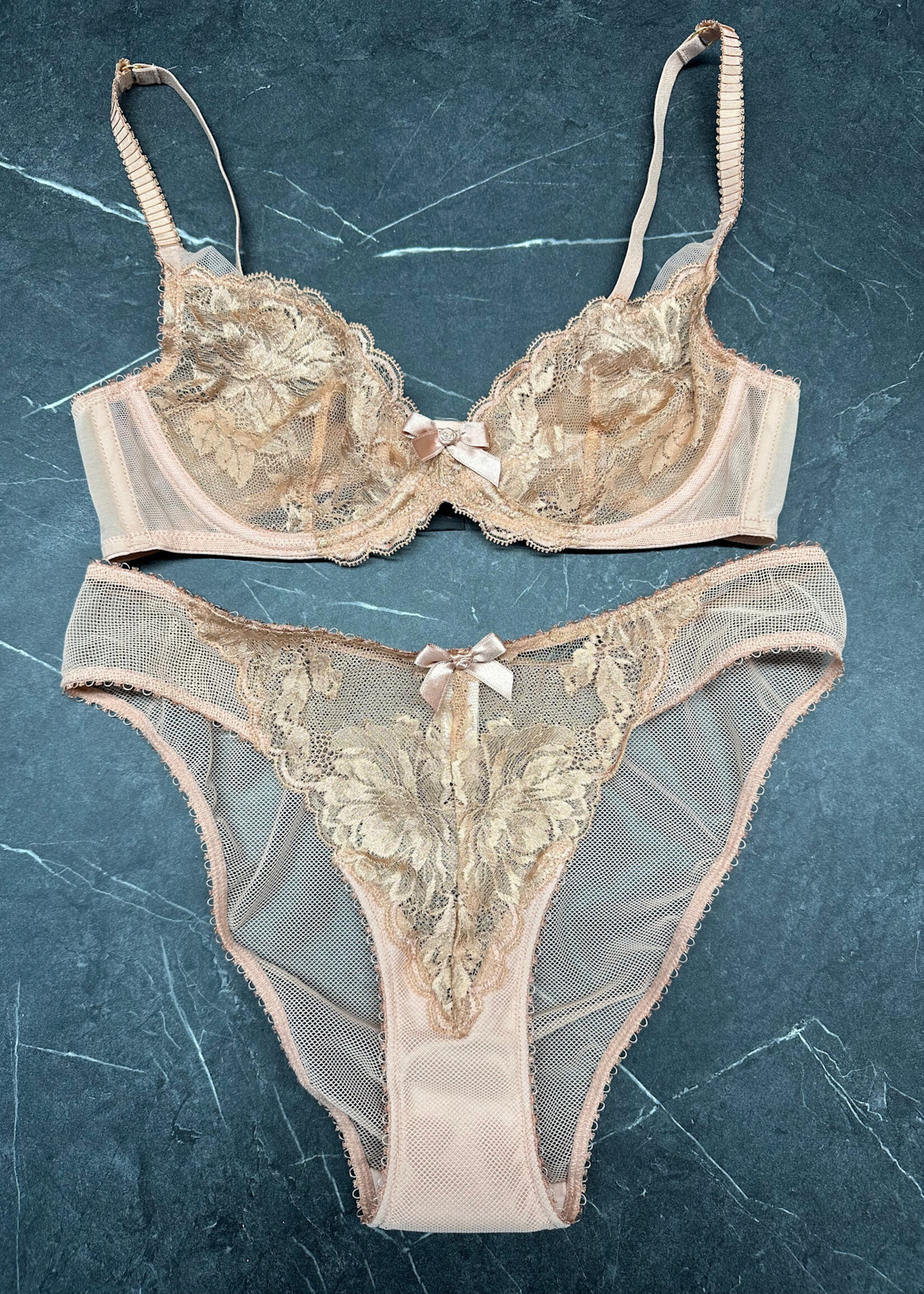 Agent Provocateur Nude Lace Set S/32C
