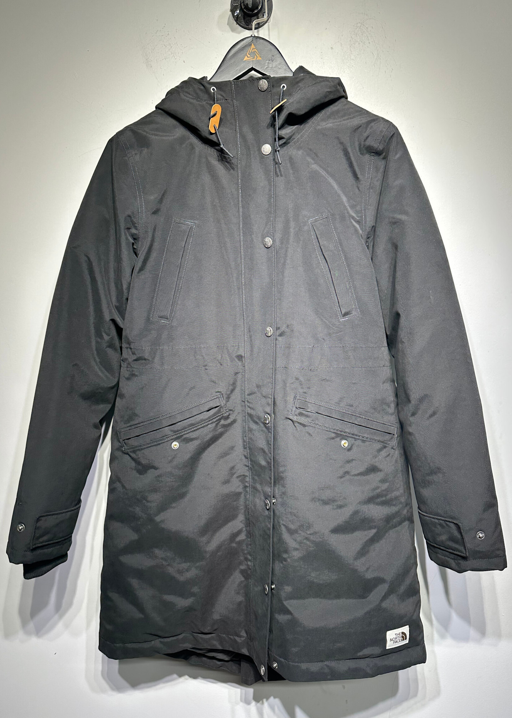 NORTHFACE BLACK PUFFER PARKA FEM M