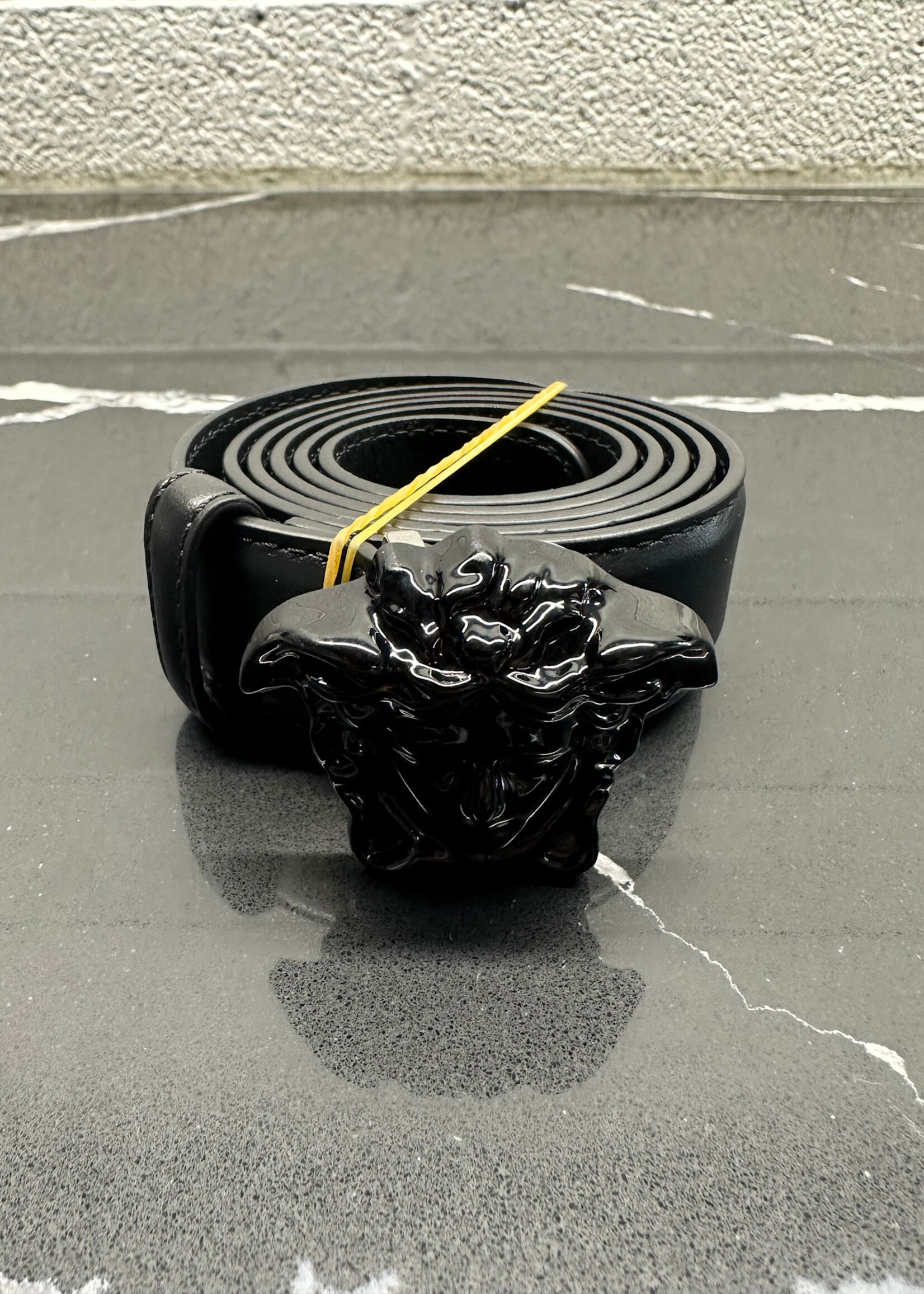 VERSACE BLACK MEDUSA BELT OS
