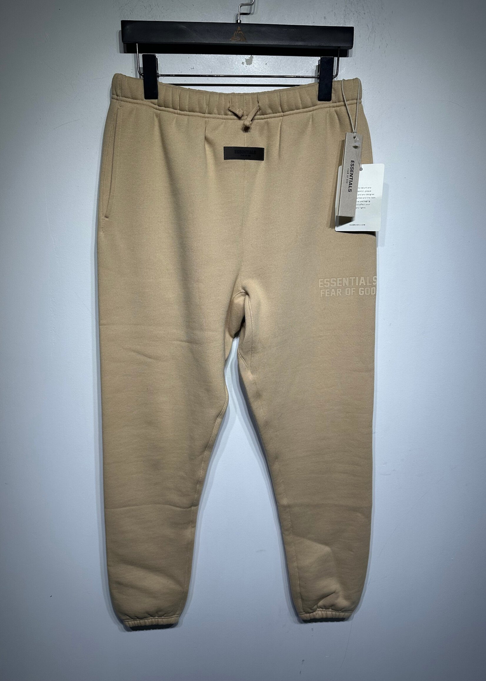 NWT Essentials FOG Tan Joggers Fem S