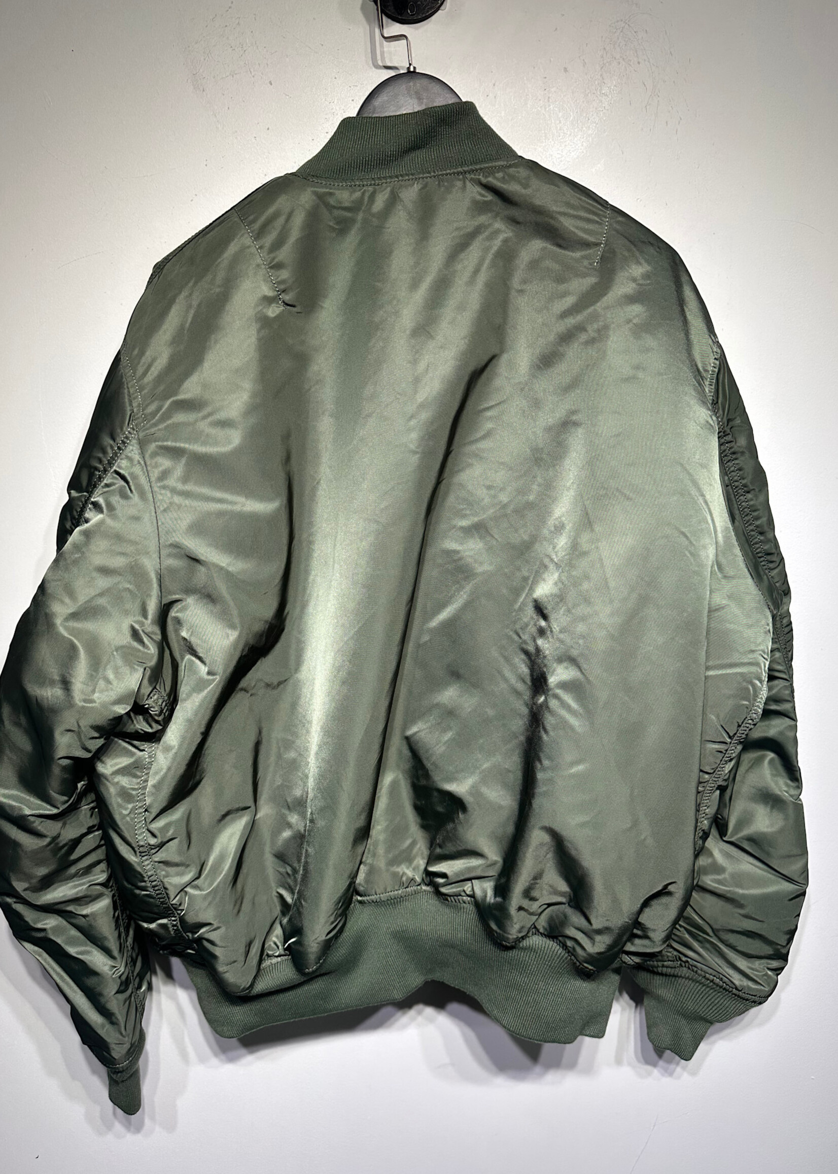 ALPHA INDUSTRIES OLIVE BOMBER JACKET XXL