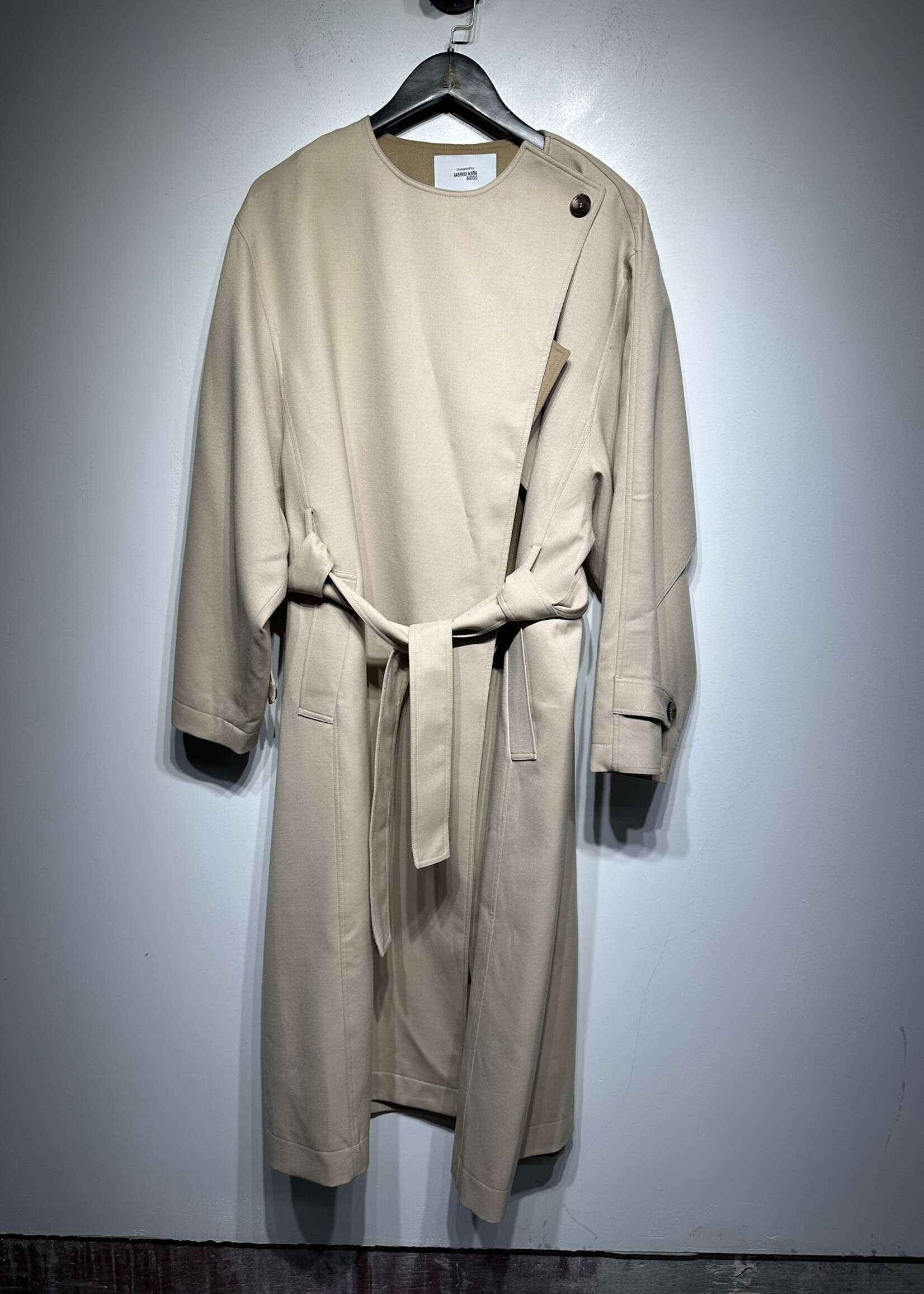 Fabrique Tan Neck Flap Trench Coat M
