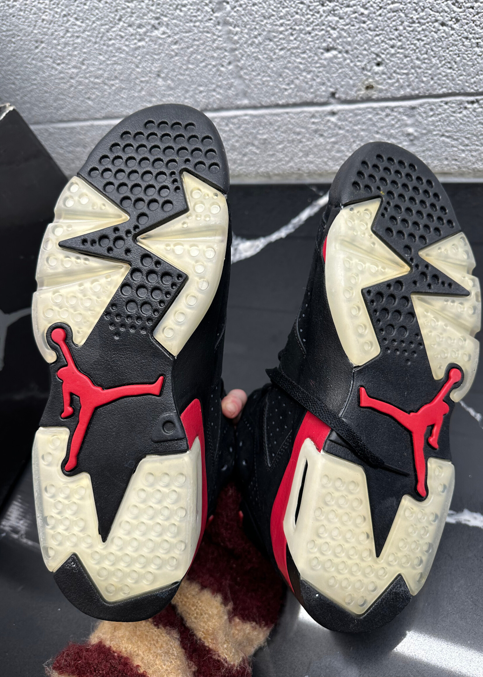 Jordan 6 Black Varsity Red Masc 10