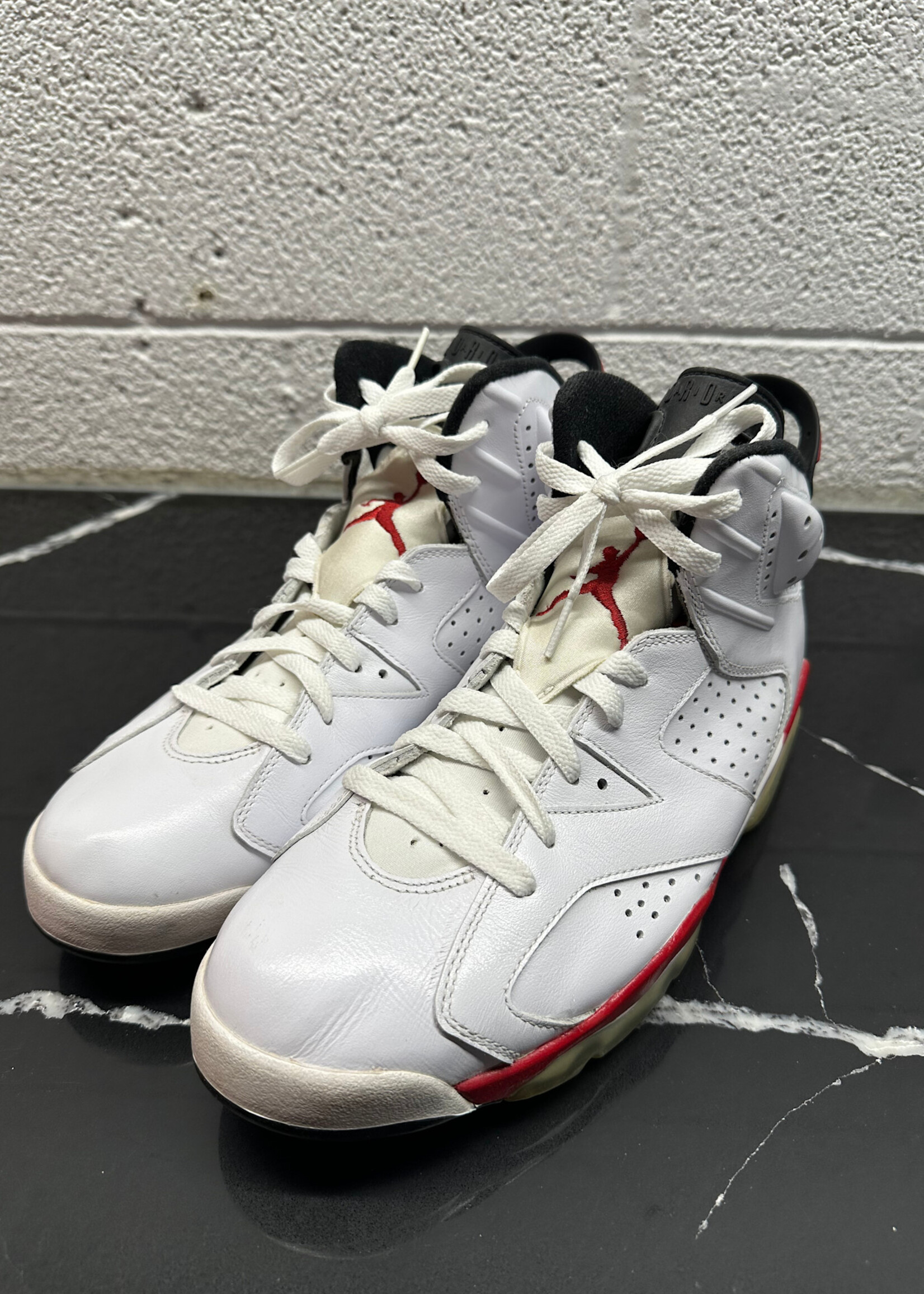 Jordan 6 White Varsity Red Masc 10.5