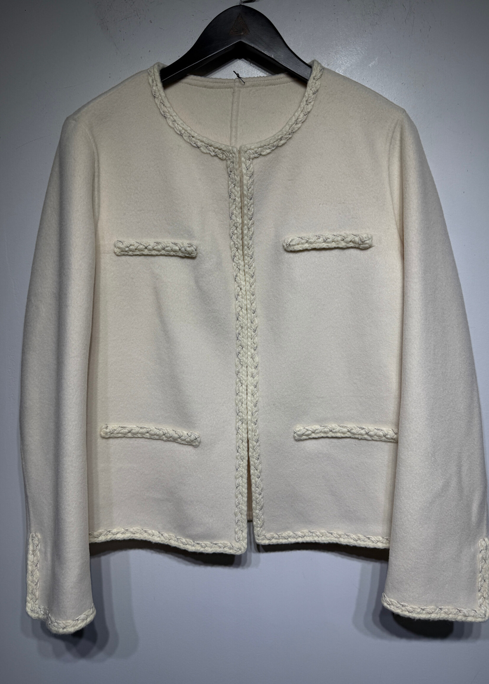 NWT Goelia White Chanel Style Short Coat L