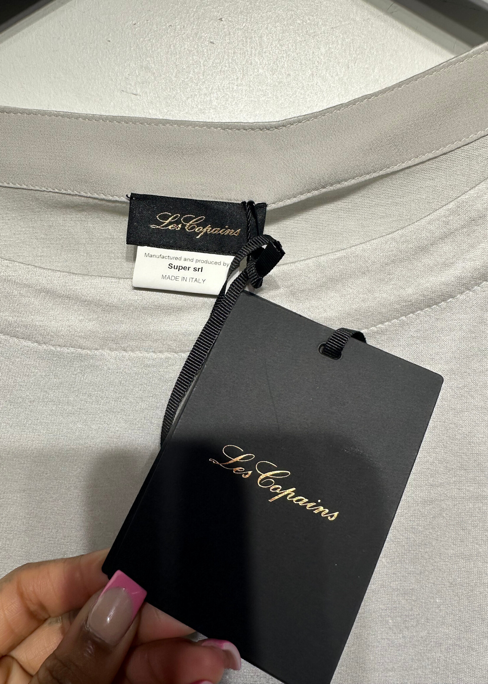 Les Copains NWT Grey Asymetrical Top Fem L