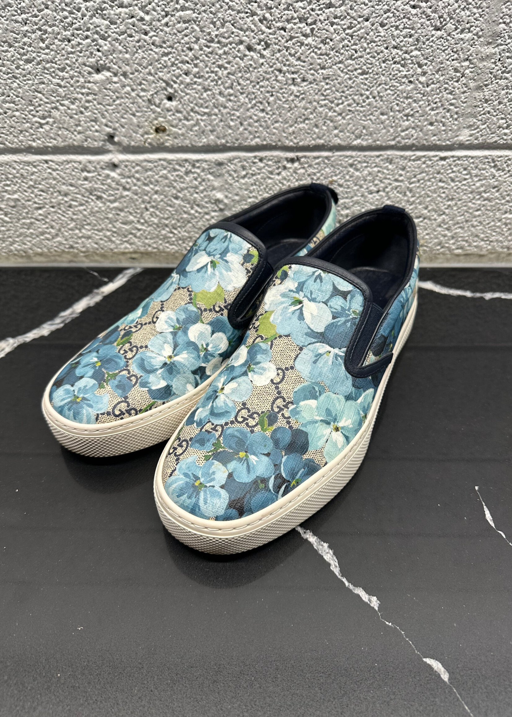 Gucci Floral Slip On Sneakers 8/Fits Masc 9
