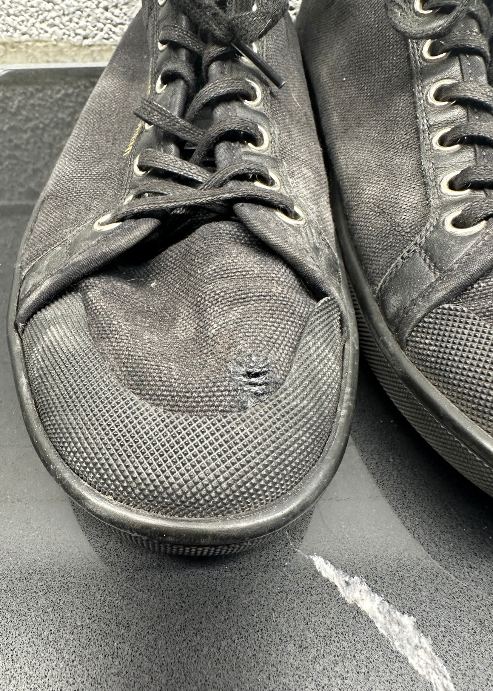 SL 39 Mid Top Sneakers 8 As Is