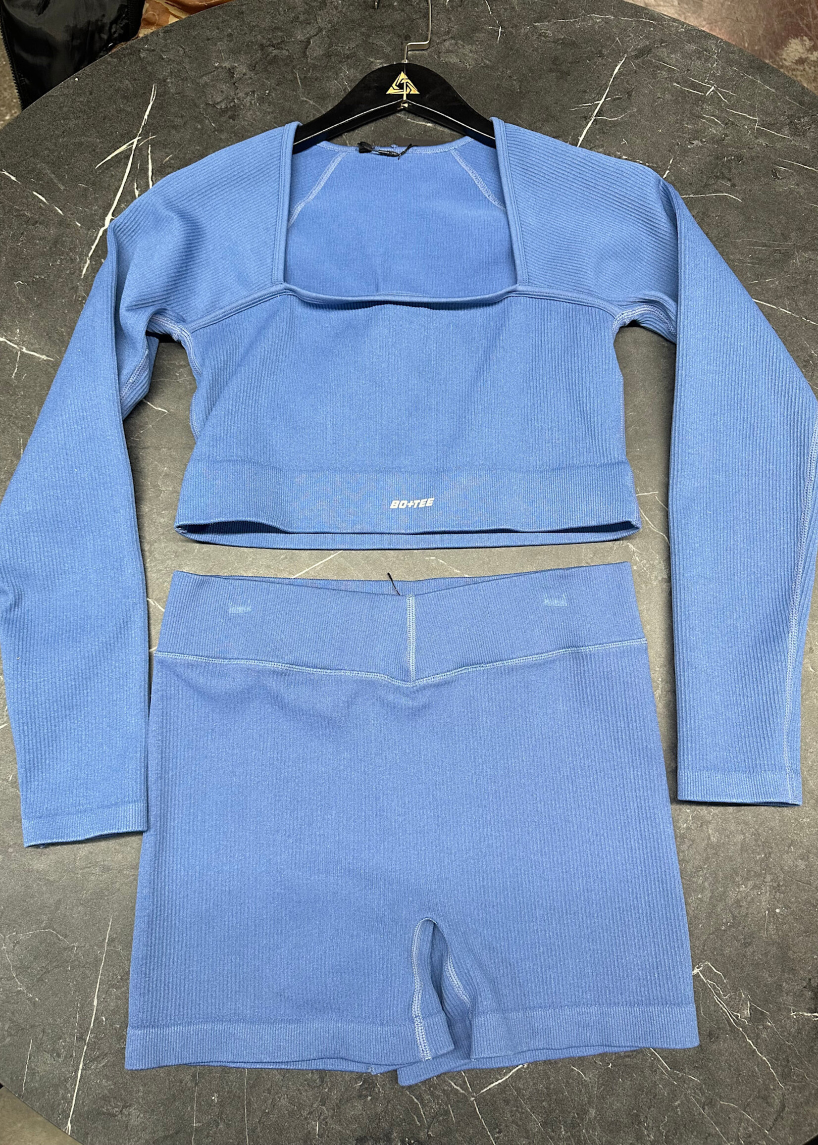 Bo+Tee Blue Ribbed LS Top Shorts Workout Set L