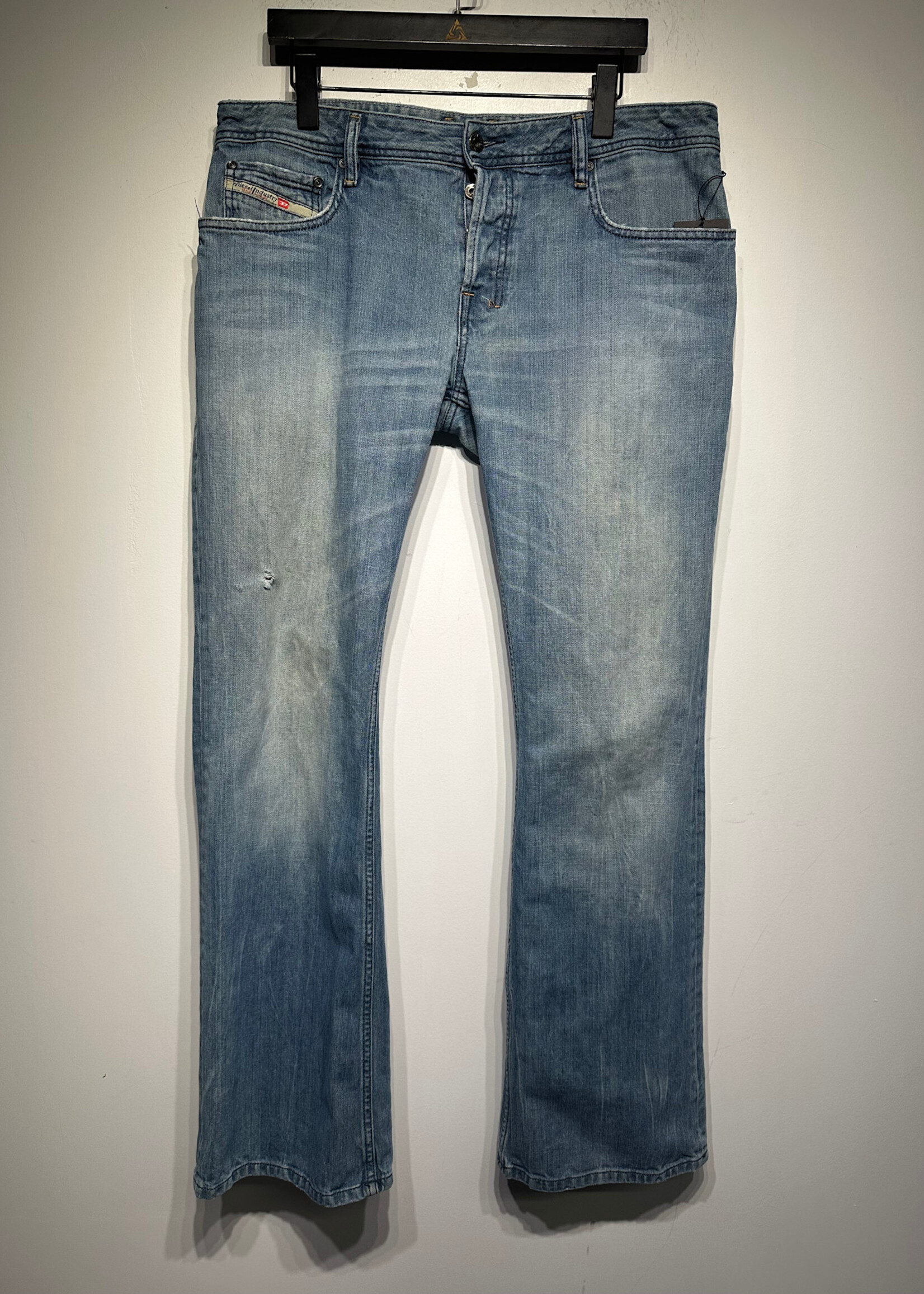 Diesel Zathan Bootcut Light Wash Denim Masc 36x34