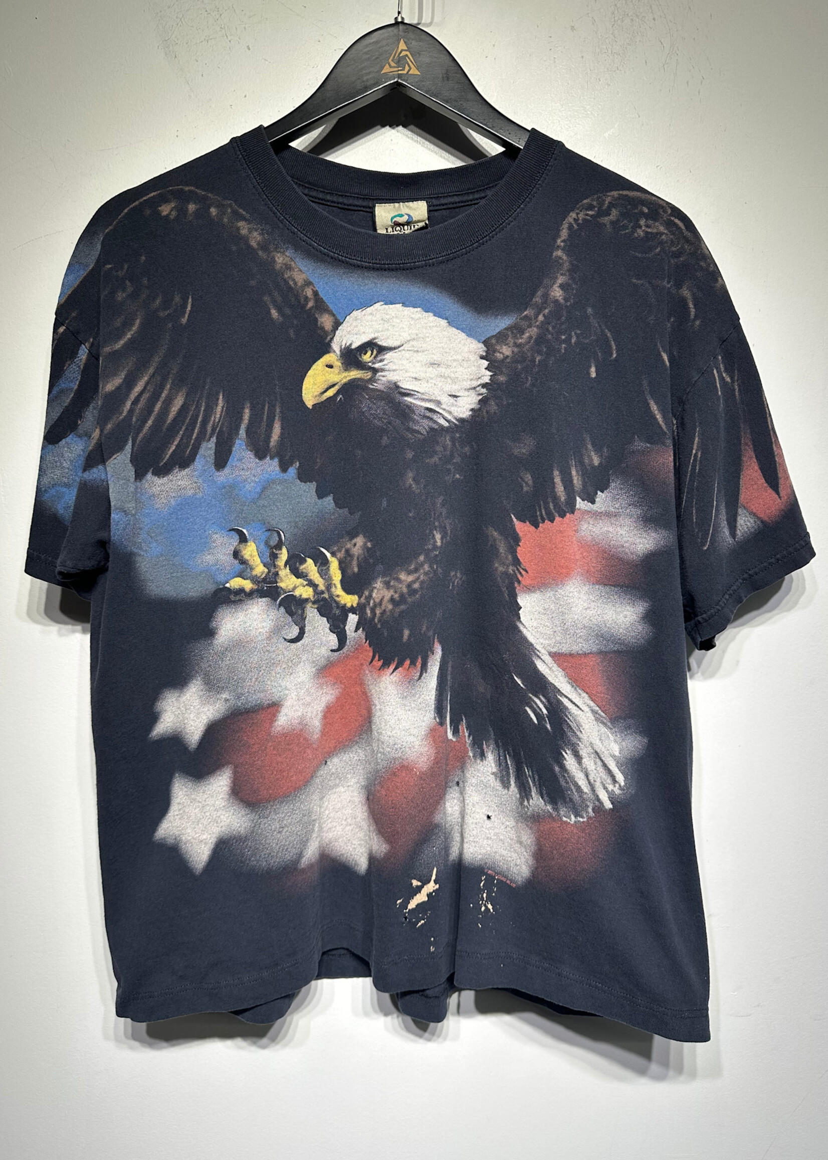 Liquid Blue 06' Eagle American Flag Tee XL AS IS