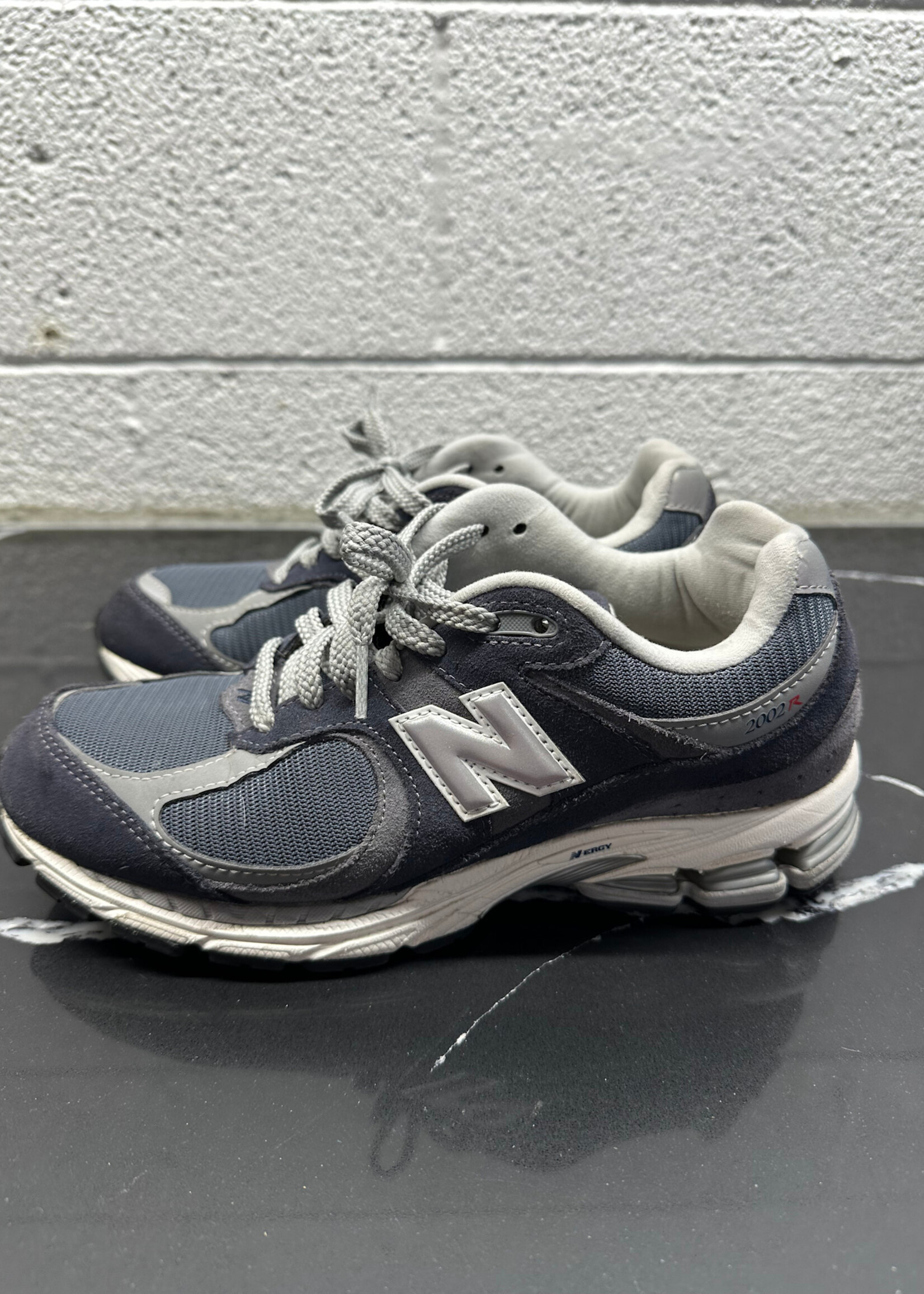 New Balance 2002r Dark Blue Fem 8