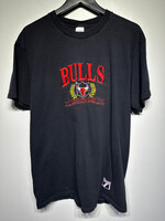 Vintage Logo 7 Chicago Bulls Embroidered Tee XL