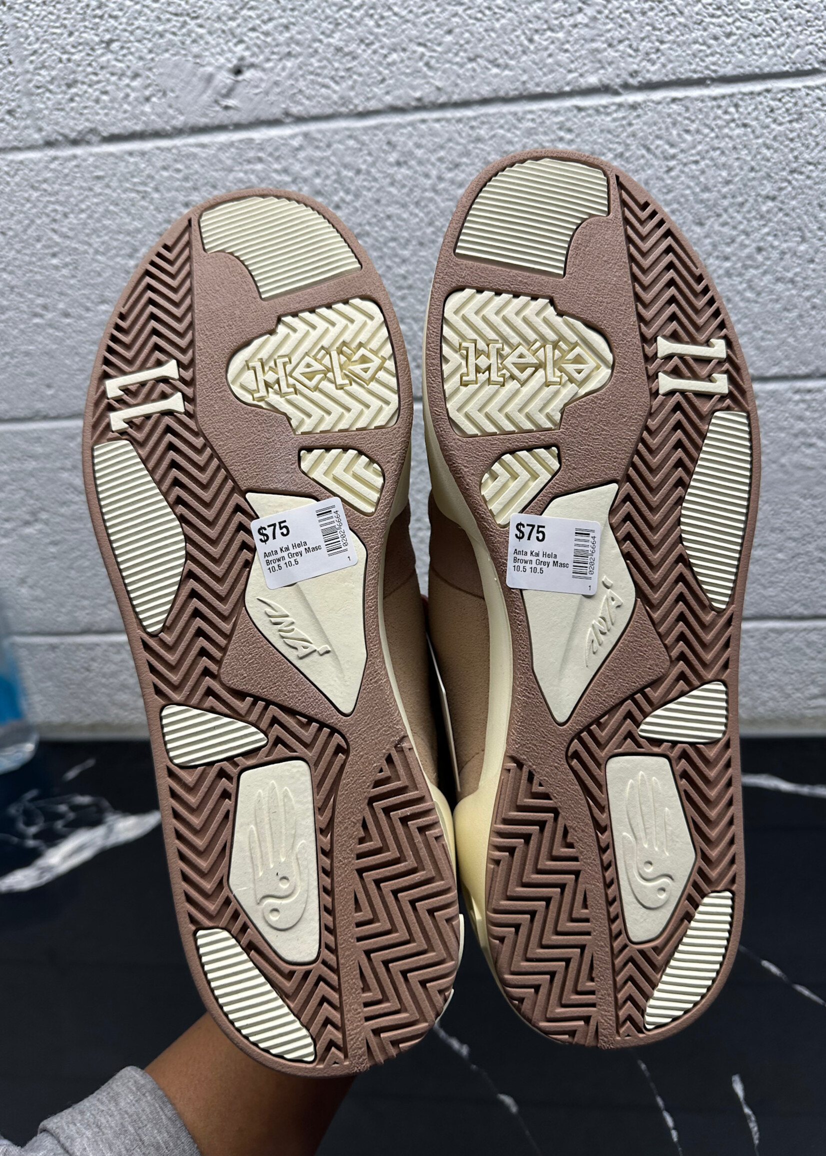 Anta Kai Hela Brown Grey Masc 10.5