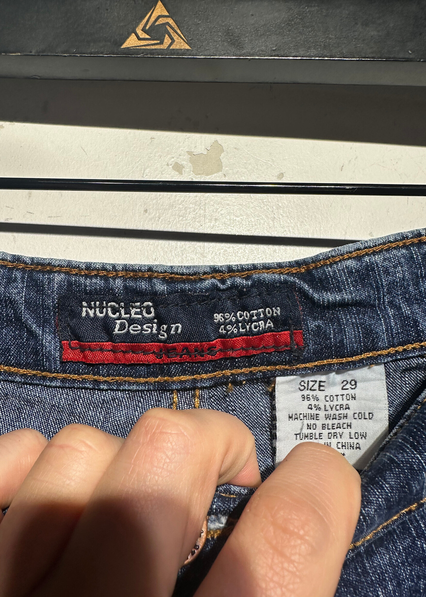 NUCLEO DARK WASH FLARED JEANS 29