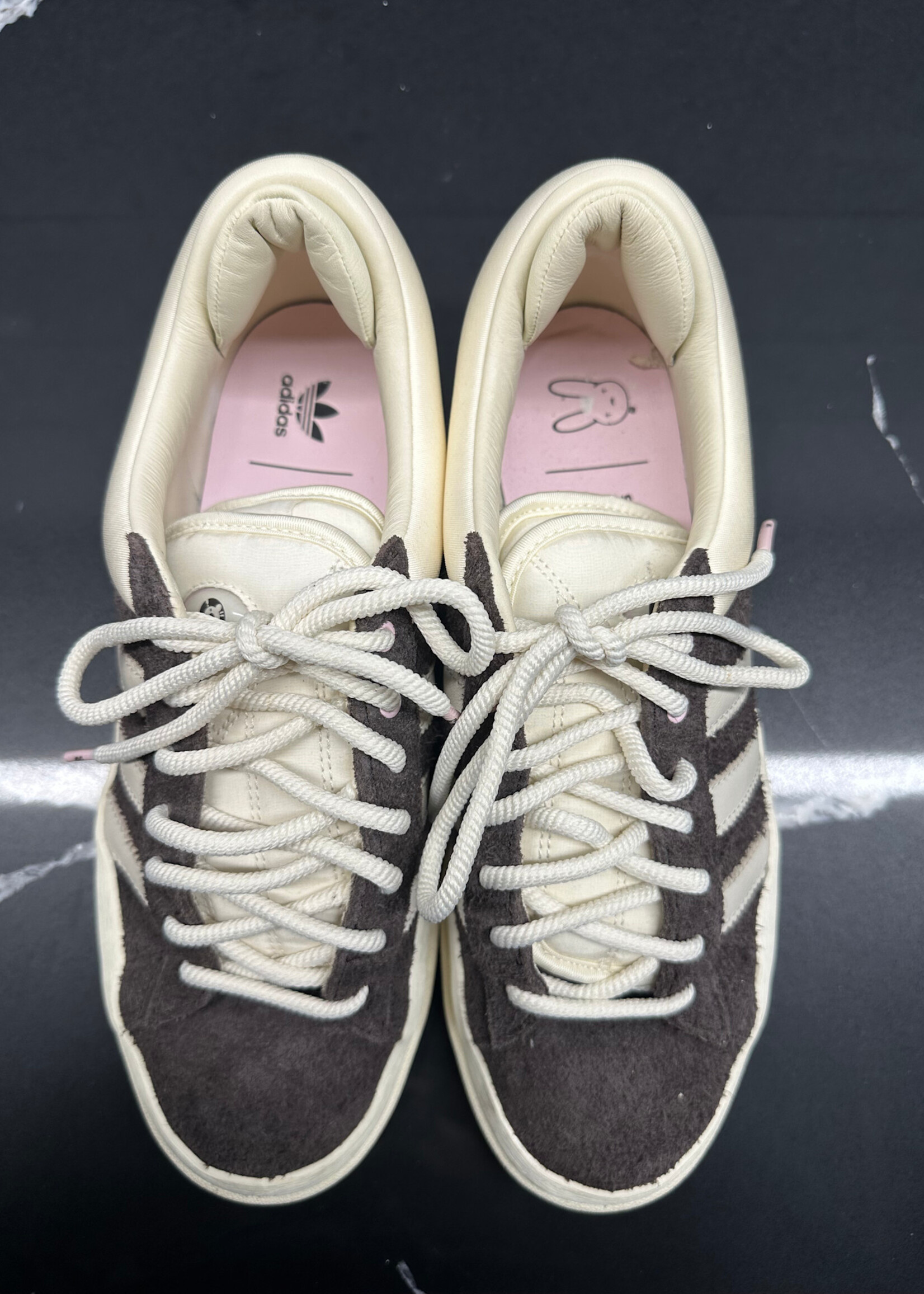 Bad Bunny Campus Shoes Masc 8.5 Fem 10