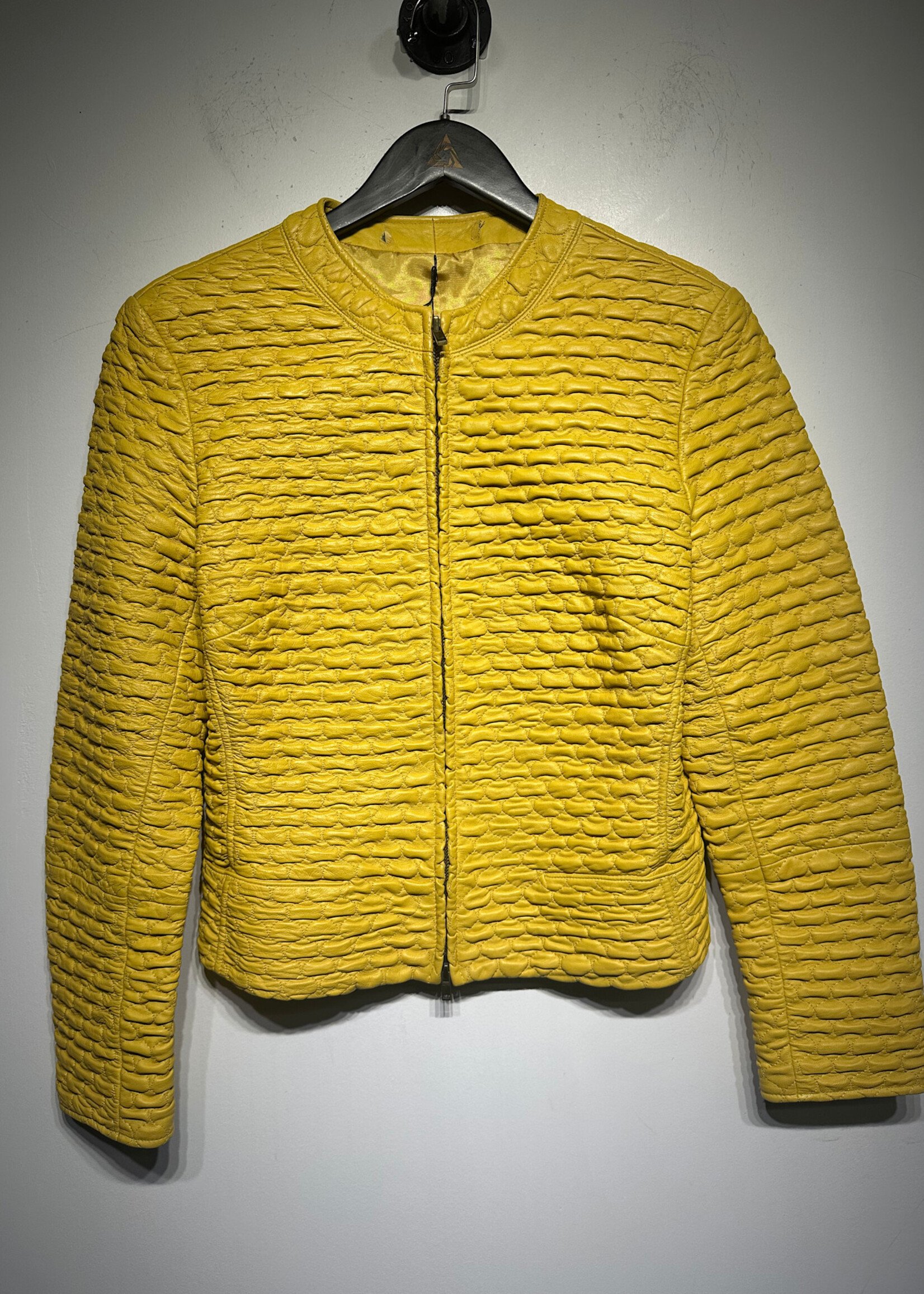 00s Yellow Quilted Leather Jacket Fem M AS IS
