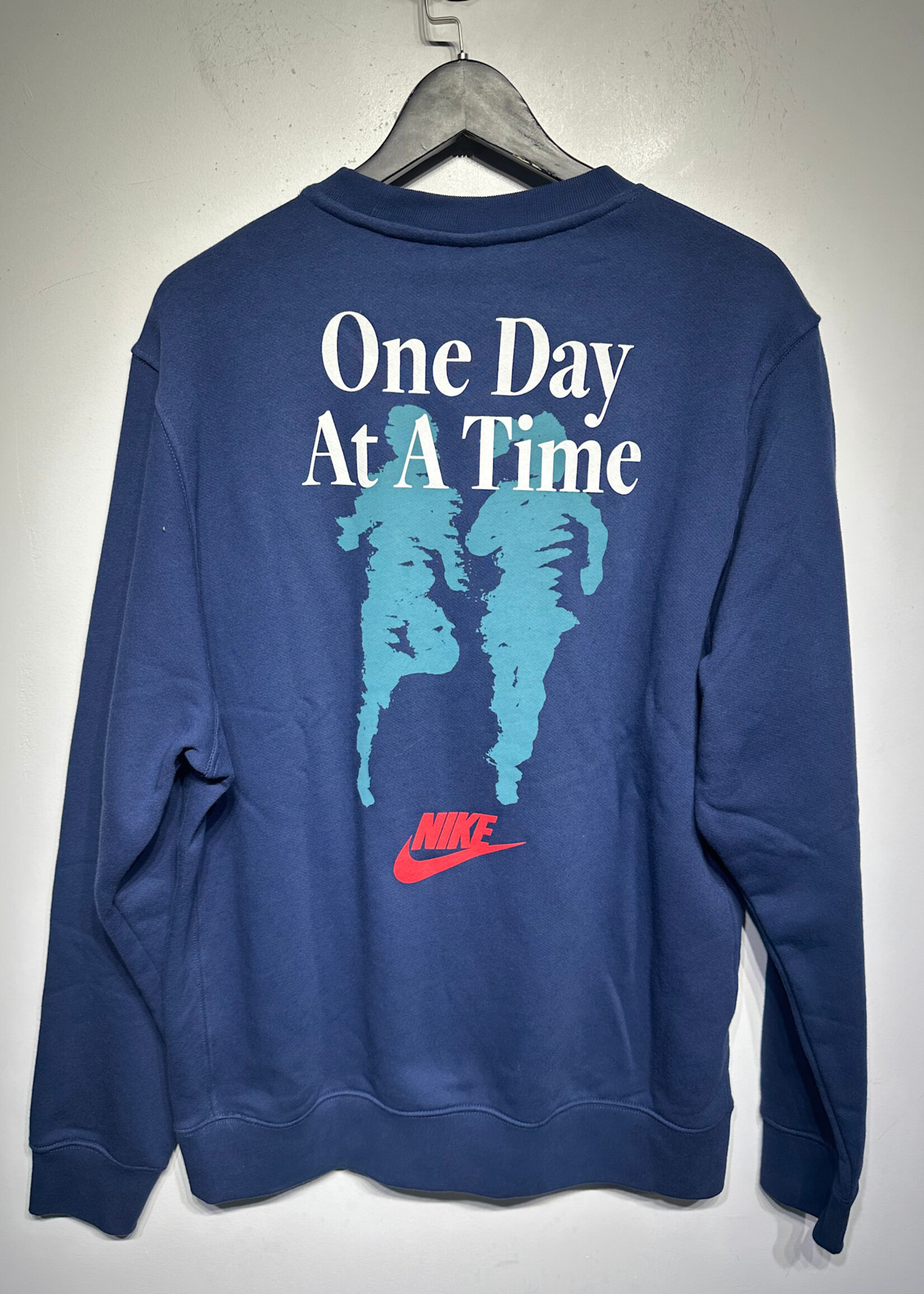 NWT Nike Athletics One Day Time Navy Crew Neck L