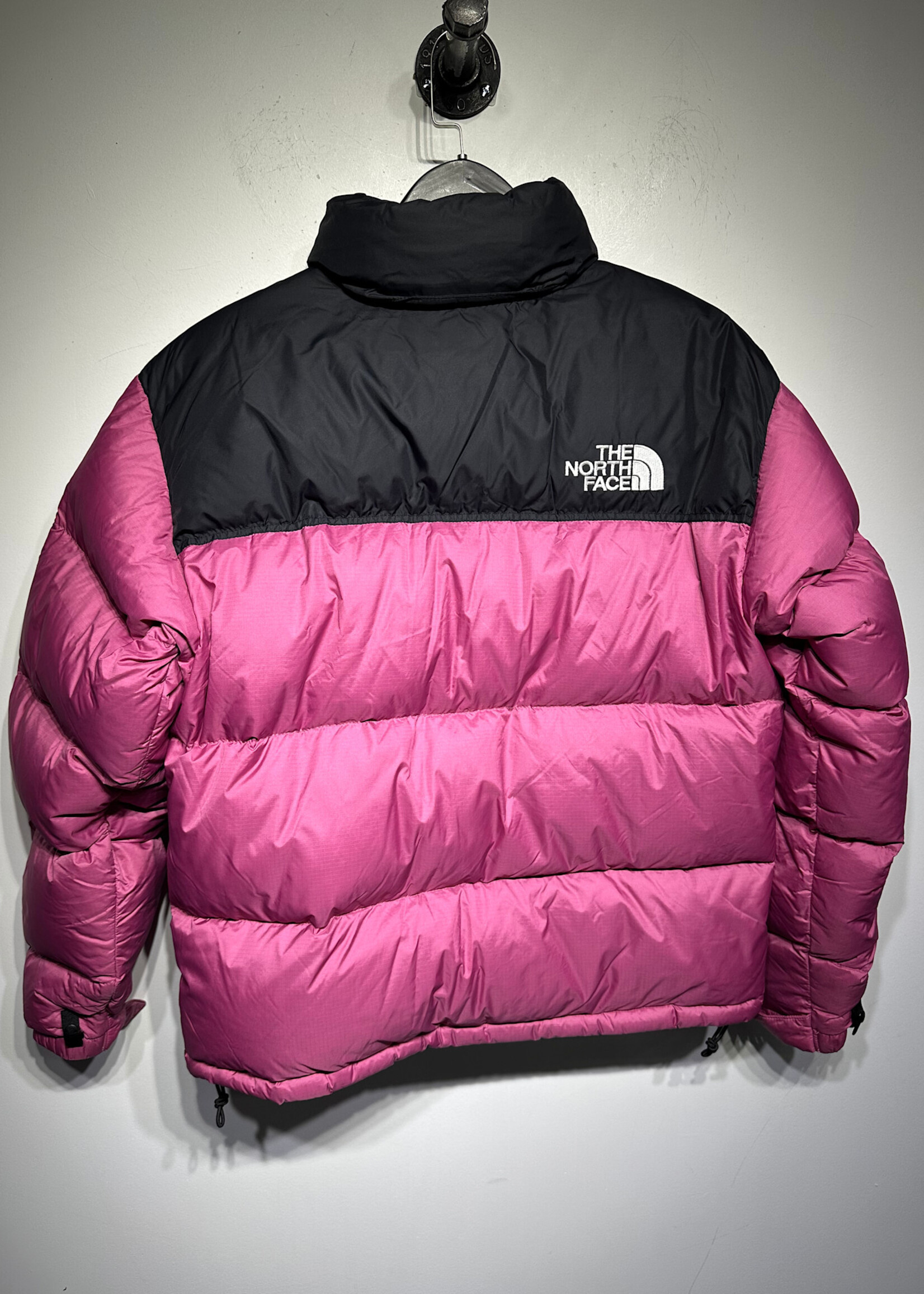THE NORTH FACE PINK PUFFER JACKET S