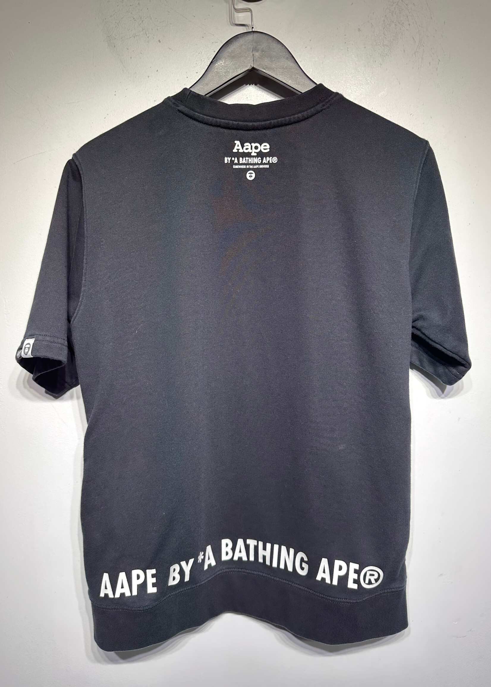 AAPE BLACK SHORT SLEEVE SWEATER S