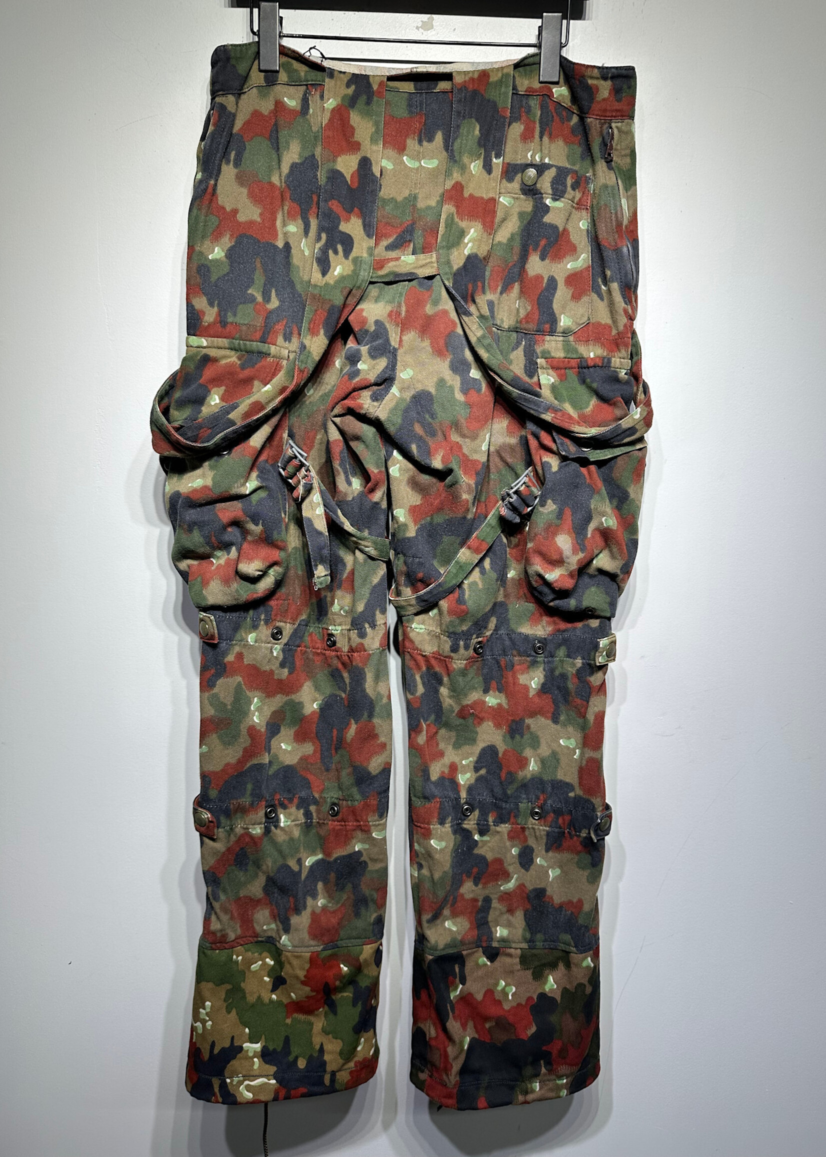 Camo Orange Green Suspender Cargo Pants U32