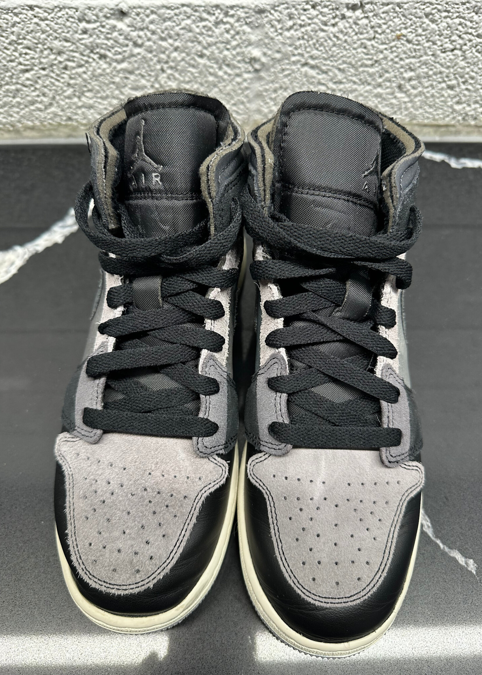 Jordan 1 Mid Inside Out Black Sneakers Fem 7