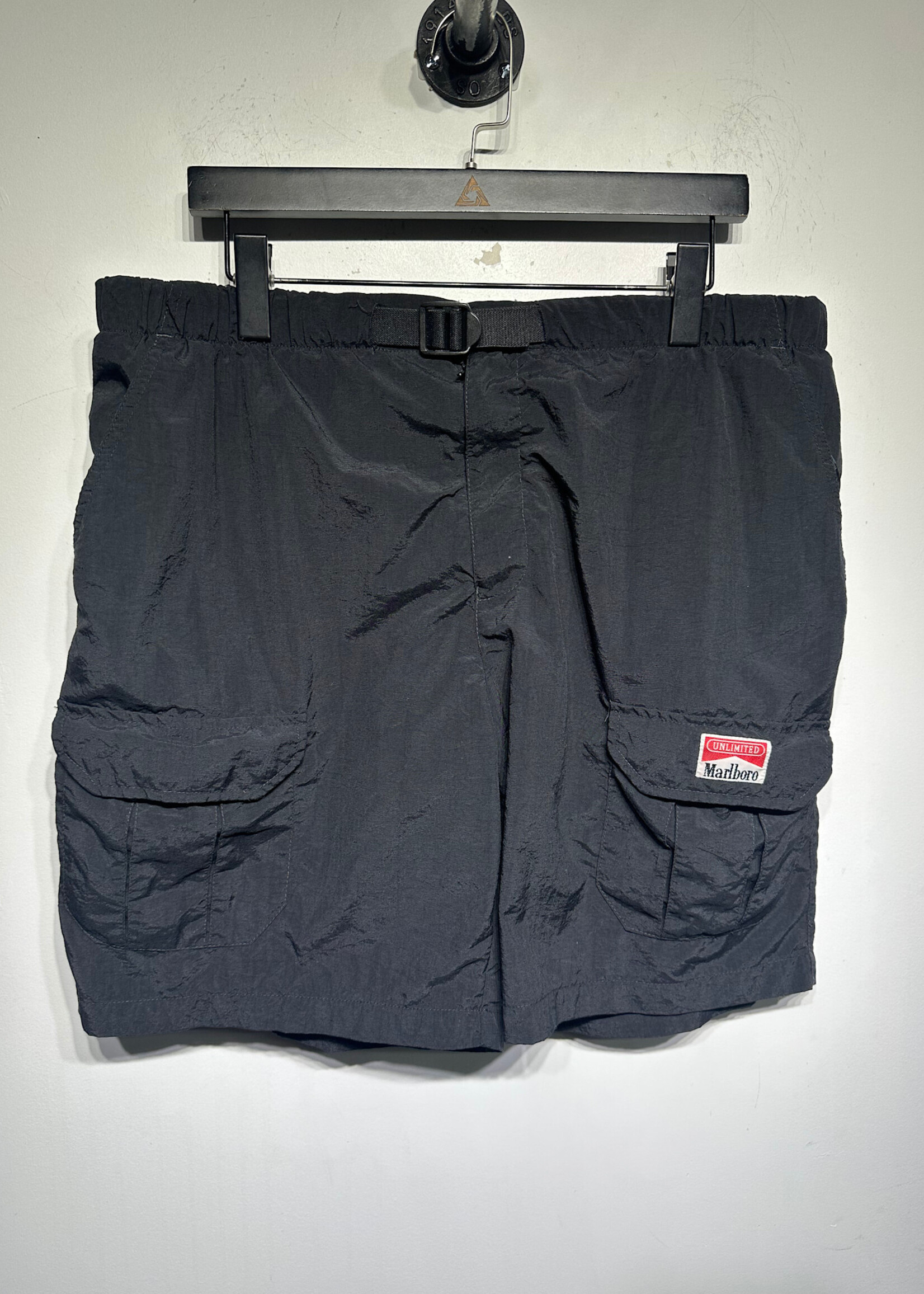 Marlboro Black Cargo Shorts 34-36