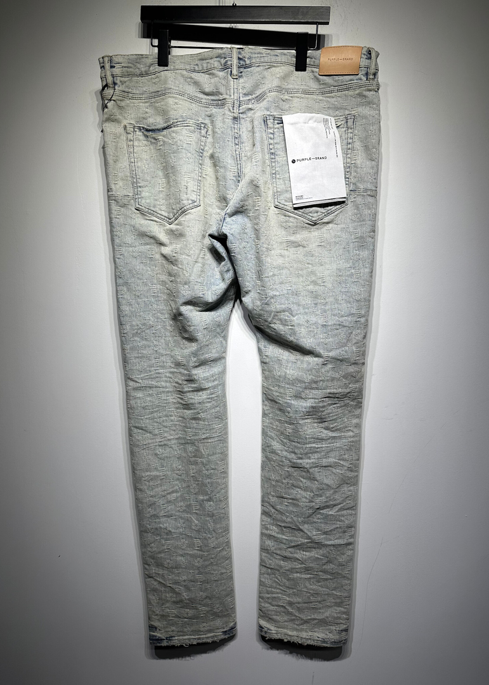 Purple Brand Monogram Light Wash Jeans Masc 40