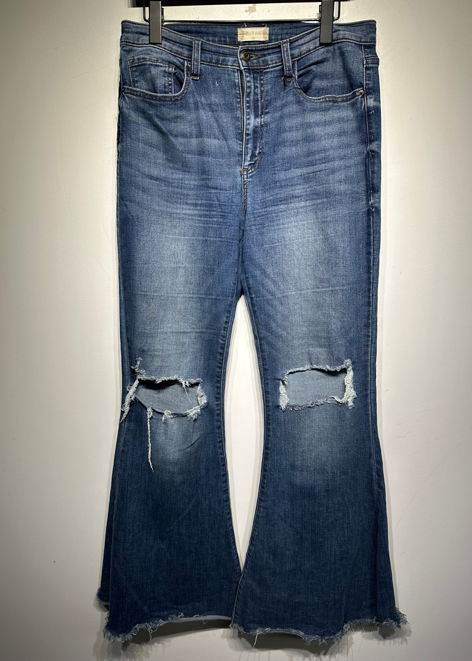 Altar'd State Mid Wash Flare Jeans Fem 30