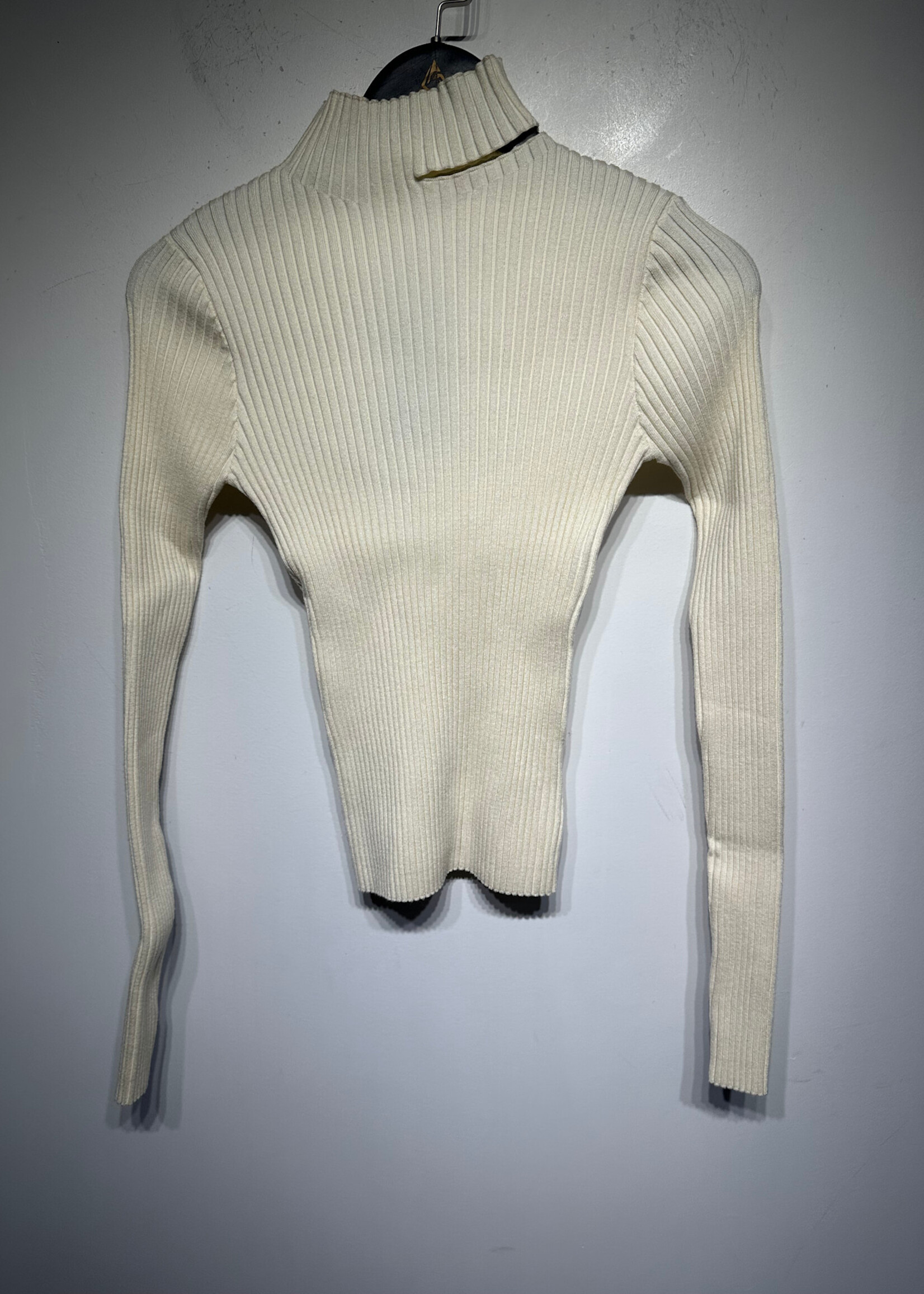 NWT Lovers & Friends Crème Ribbed Cut Out LS S