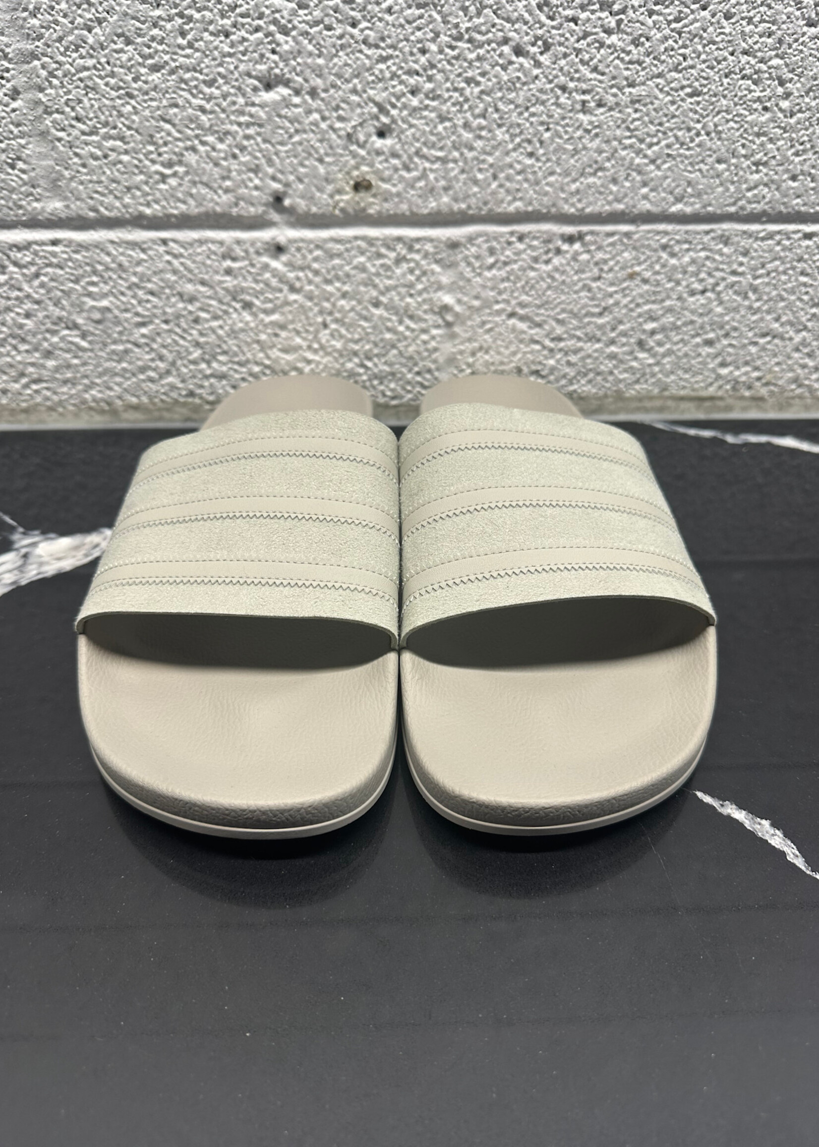 FOG Essentials Grey Slides 12