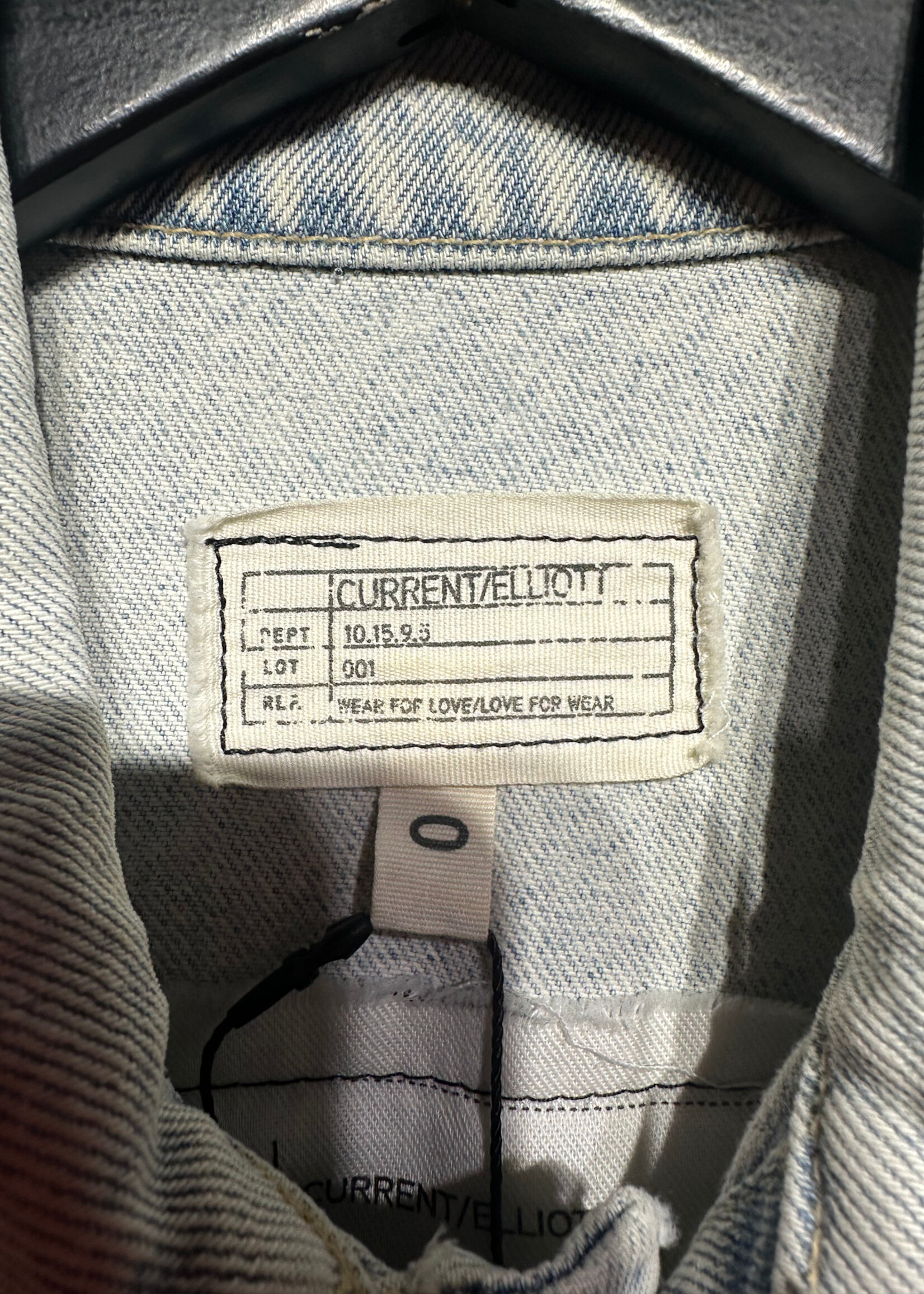 Current Elliot Light Wash Distress Jacket Masc S