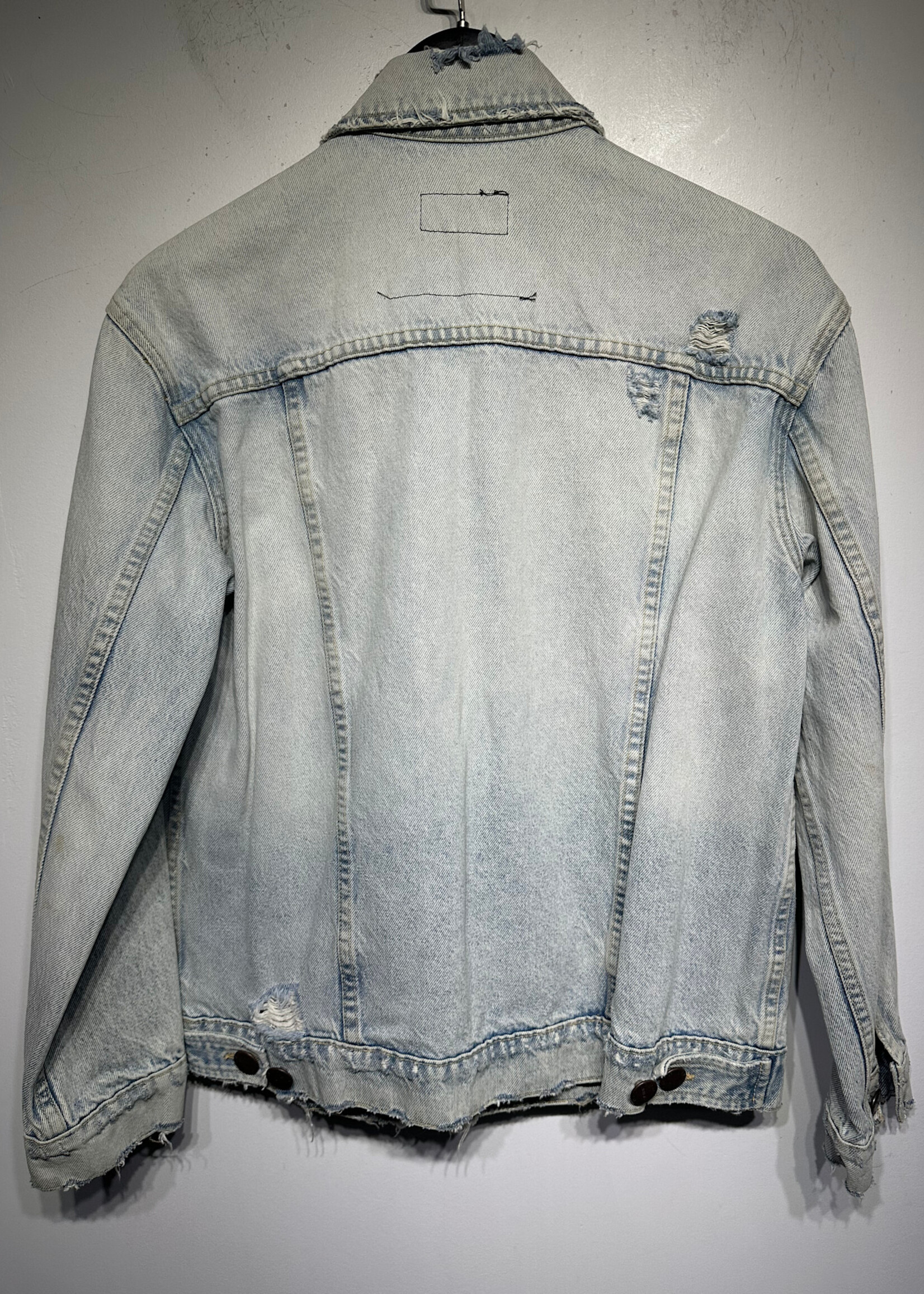 Current Elliot Light Wash Distress Jacket Masc S