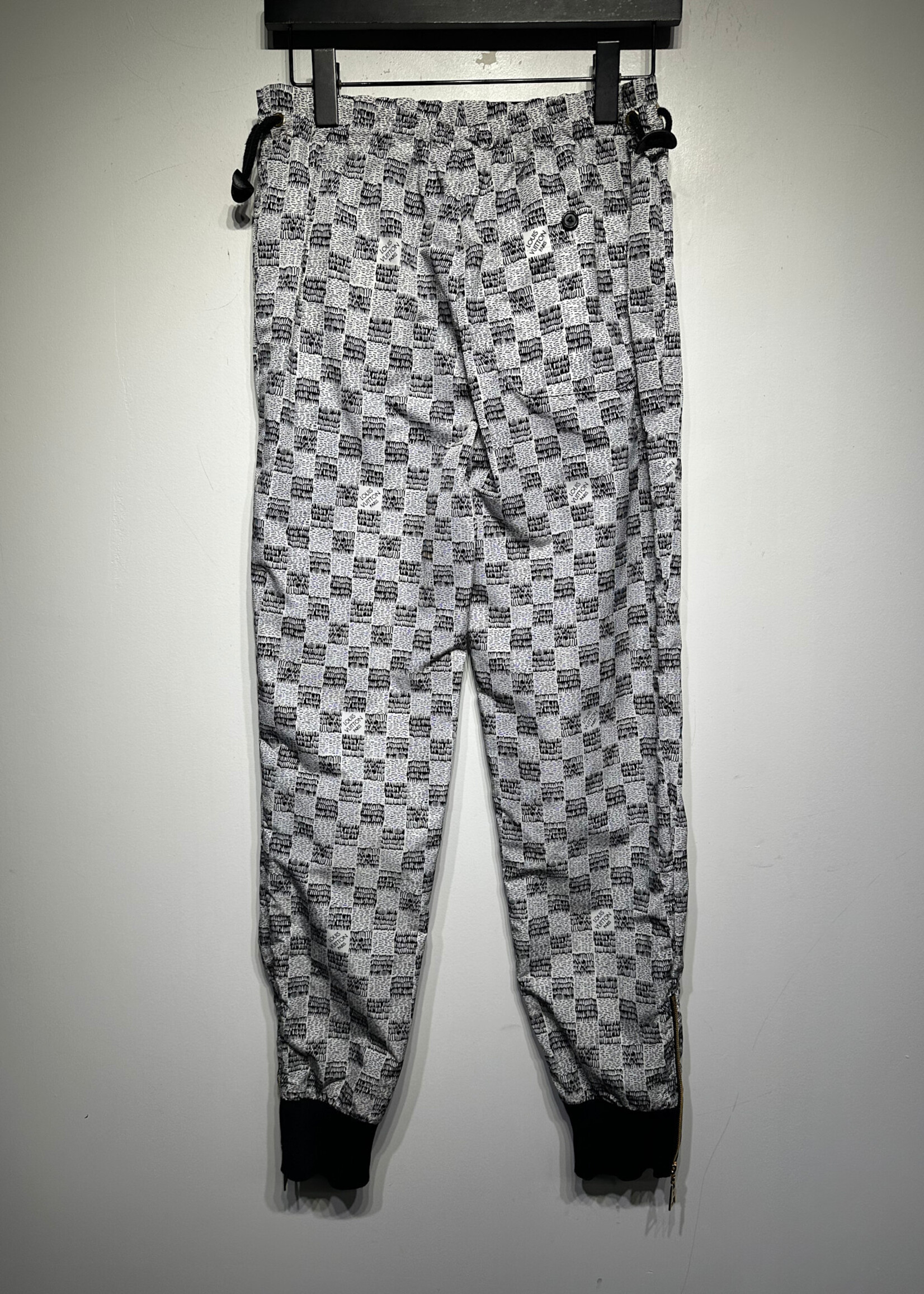 Louis Vuitton Damier Joggers 34/27"-28"