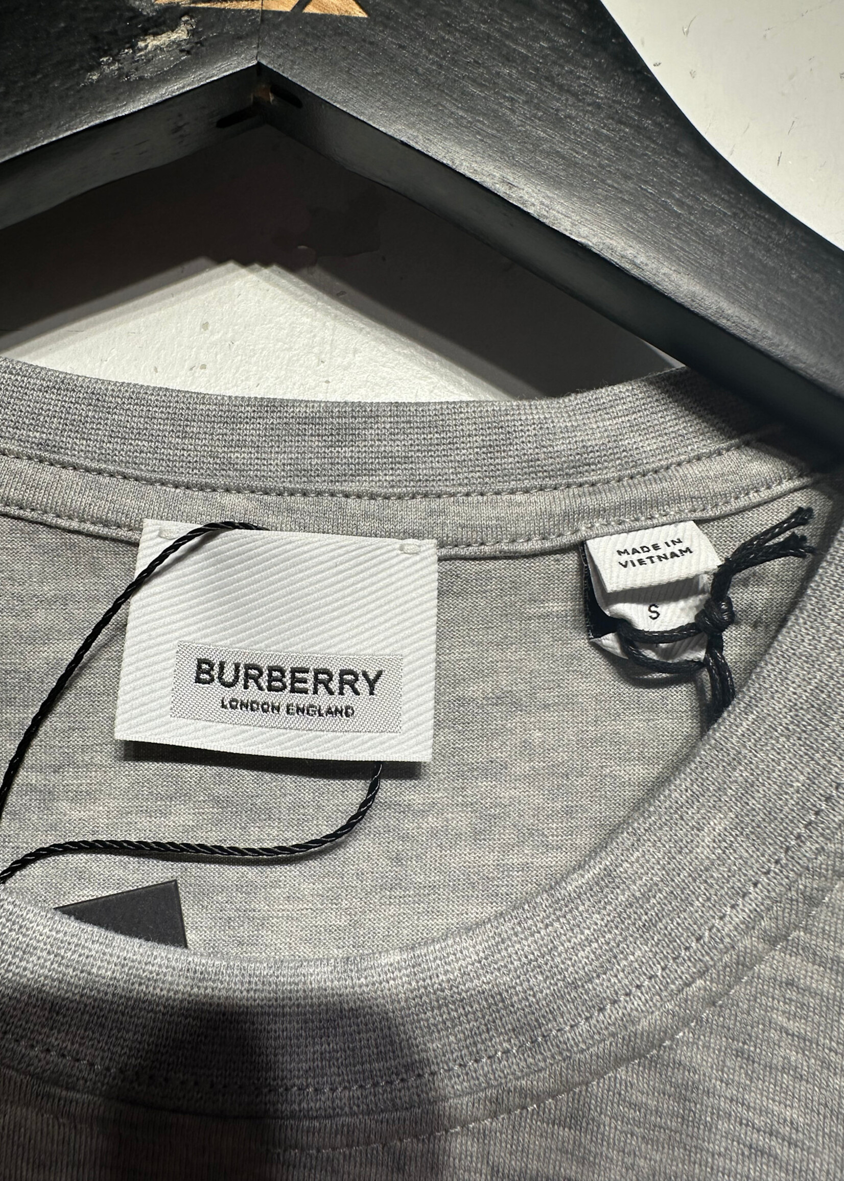 Burberry NWT Grey Small Logo Tee S