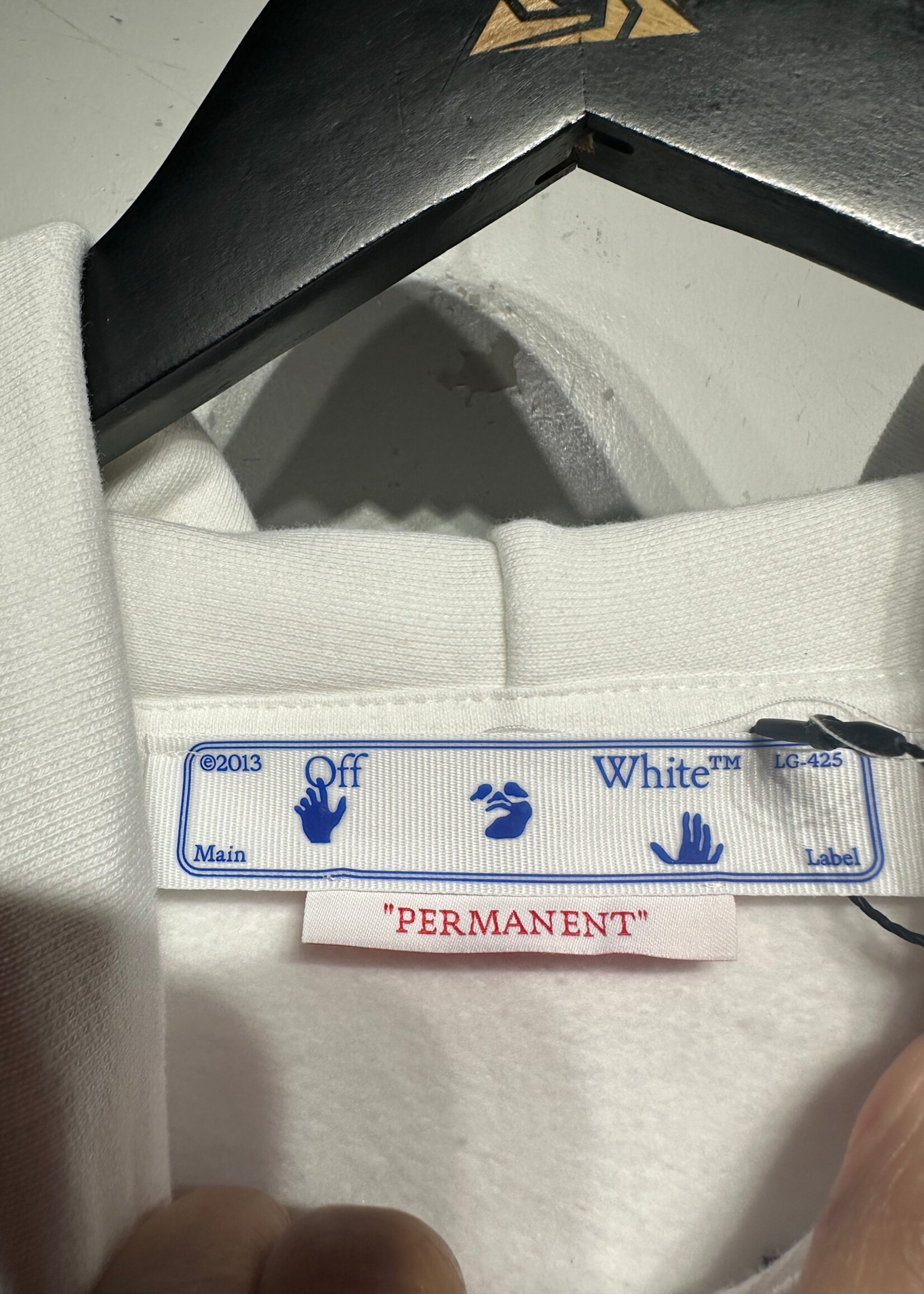 Off White NWT White Diag Helvetica Hoodie M