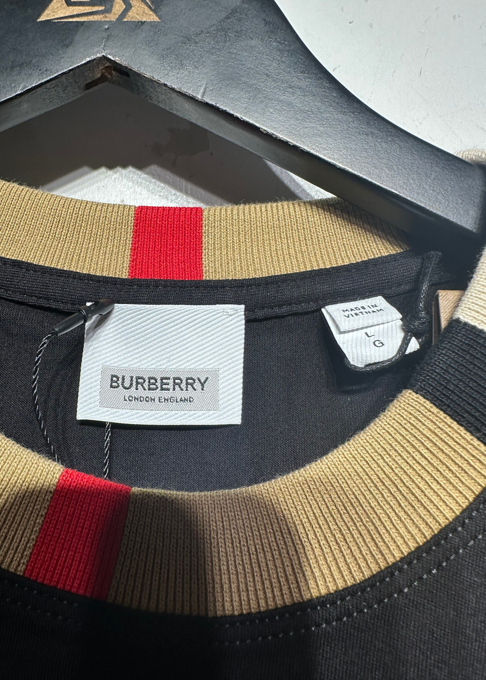 Burberry NWT Black Plaid Collar Tee L