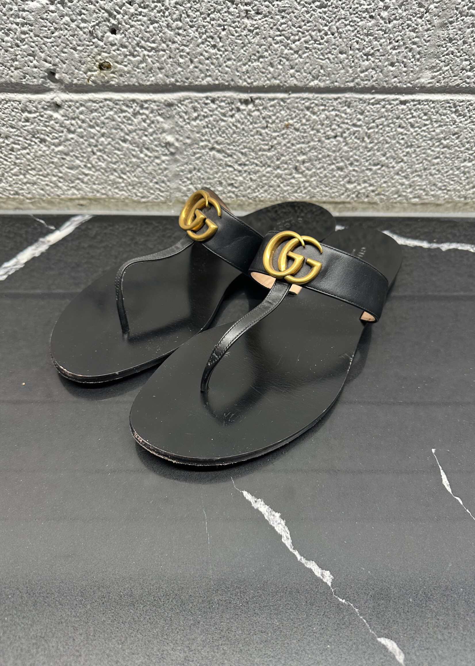 Gucci GG Black Thong Sandal 41/10