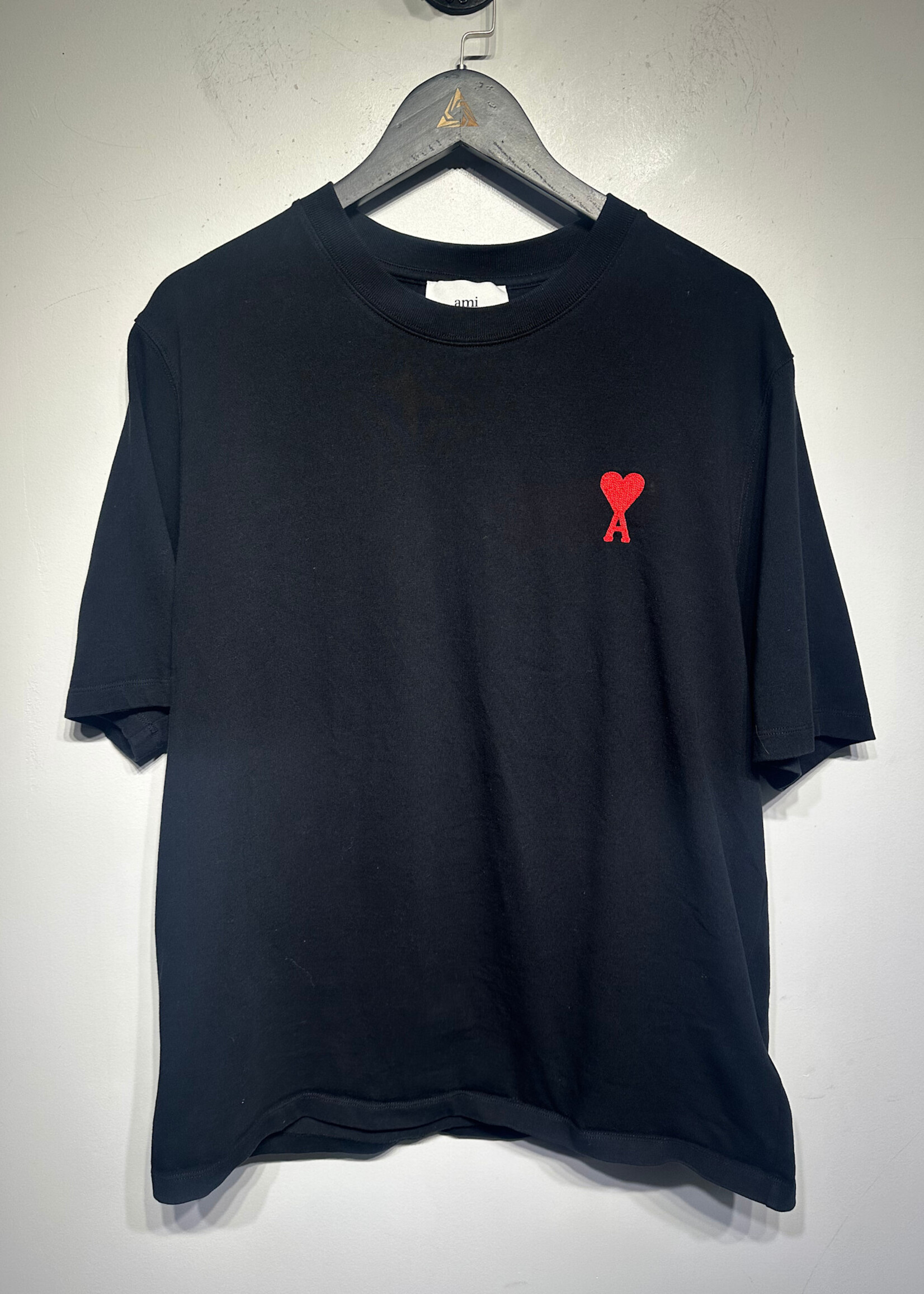 Ami Black Red Heart Tee L