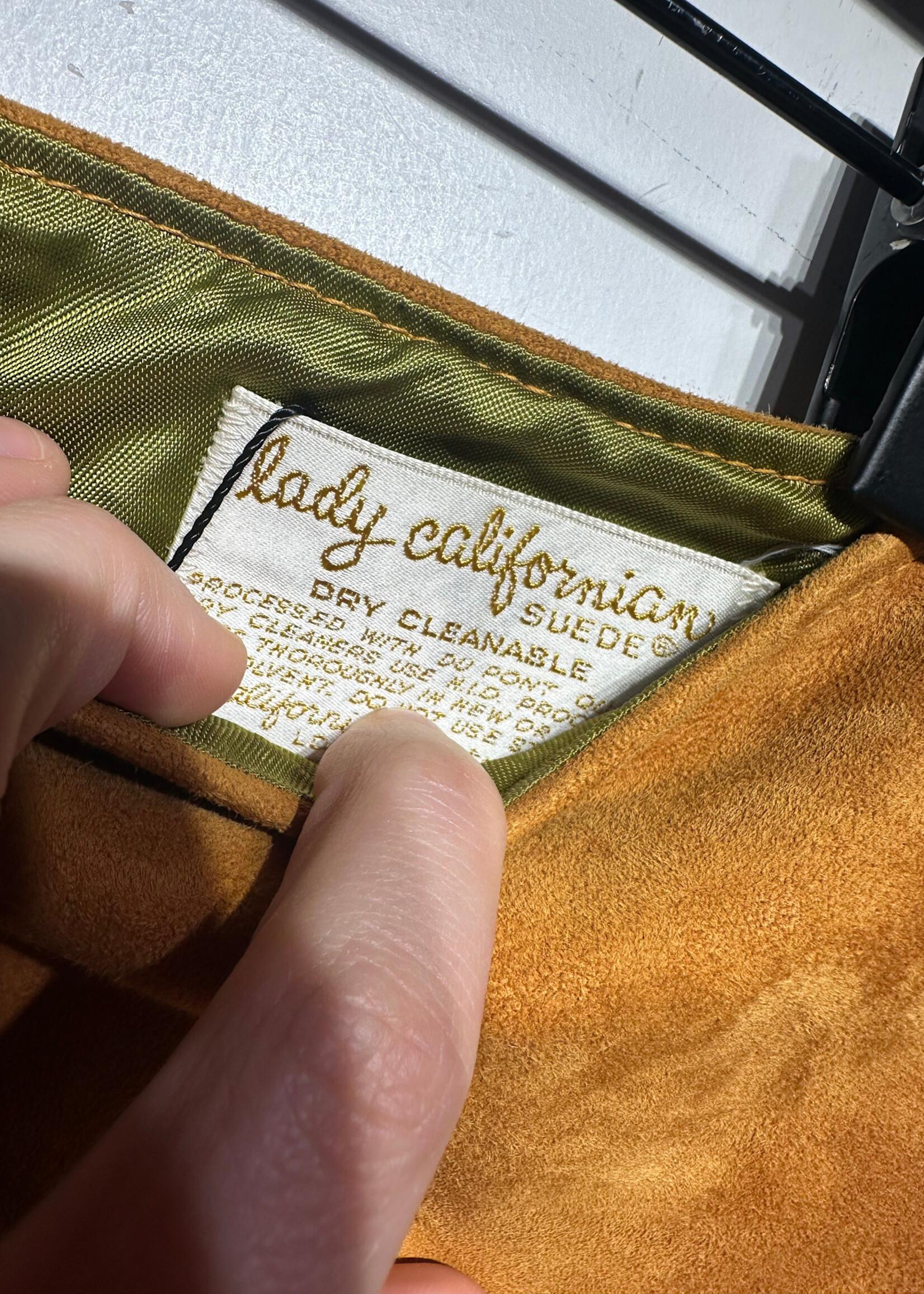 Lady Californian 70s Suede Pants As Is 24"