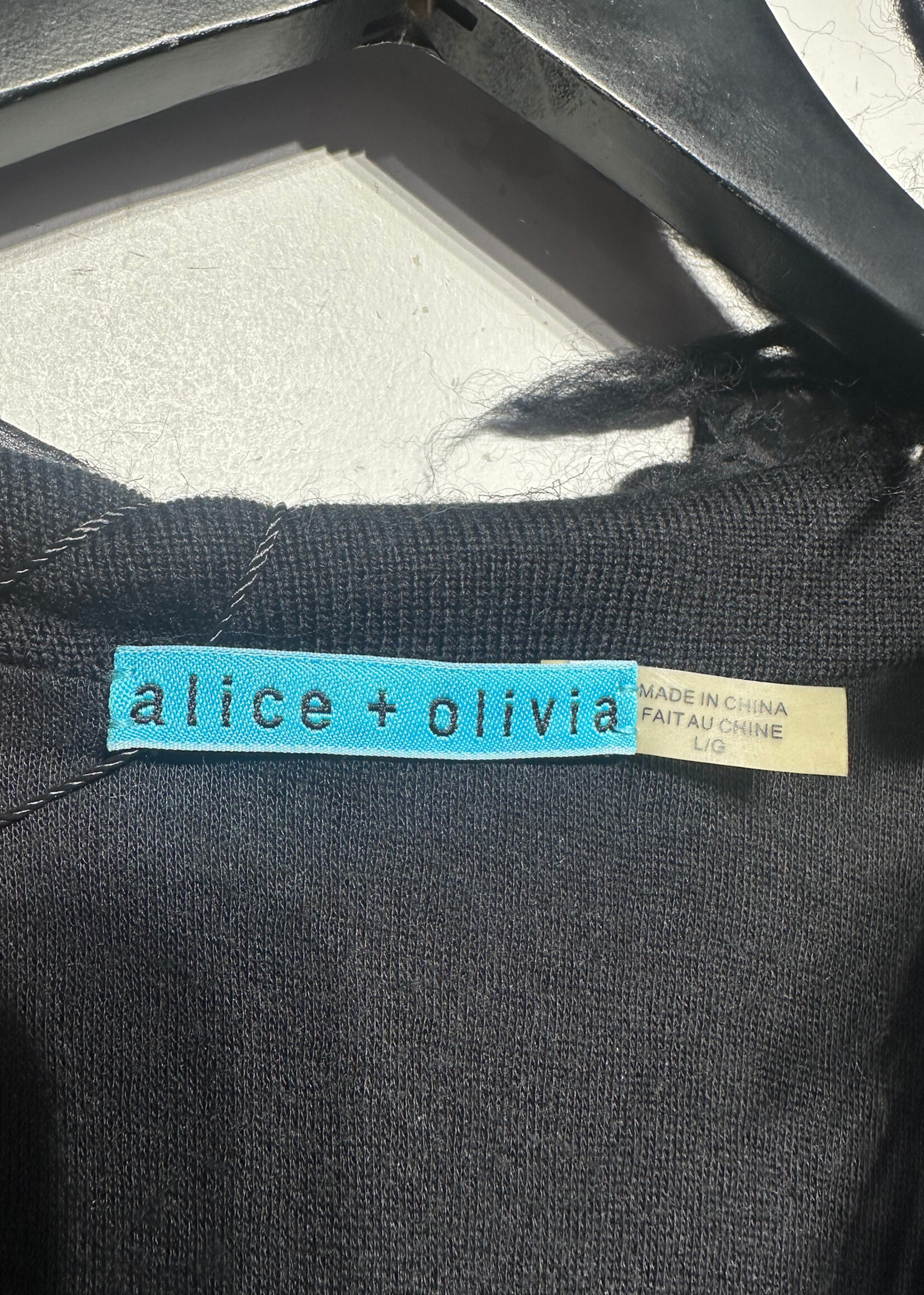 ALICIA + OLIVIA FRINGE SWEATER L